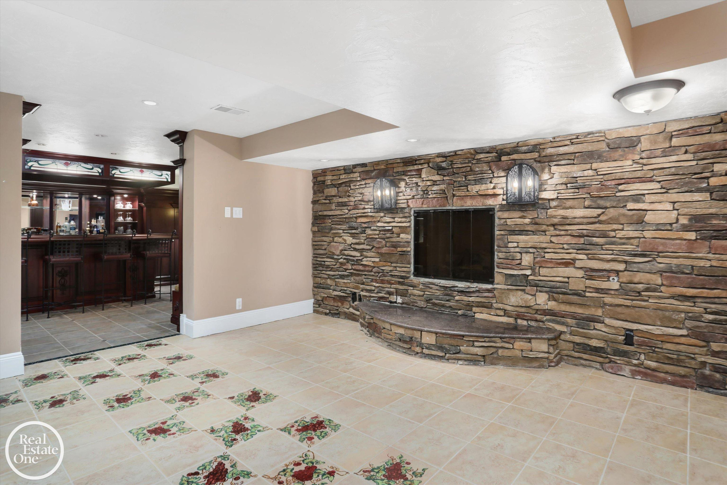 583 Lake Shore Road, Grosse Pointe Shores, MI 48236 — Photo 63