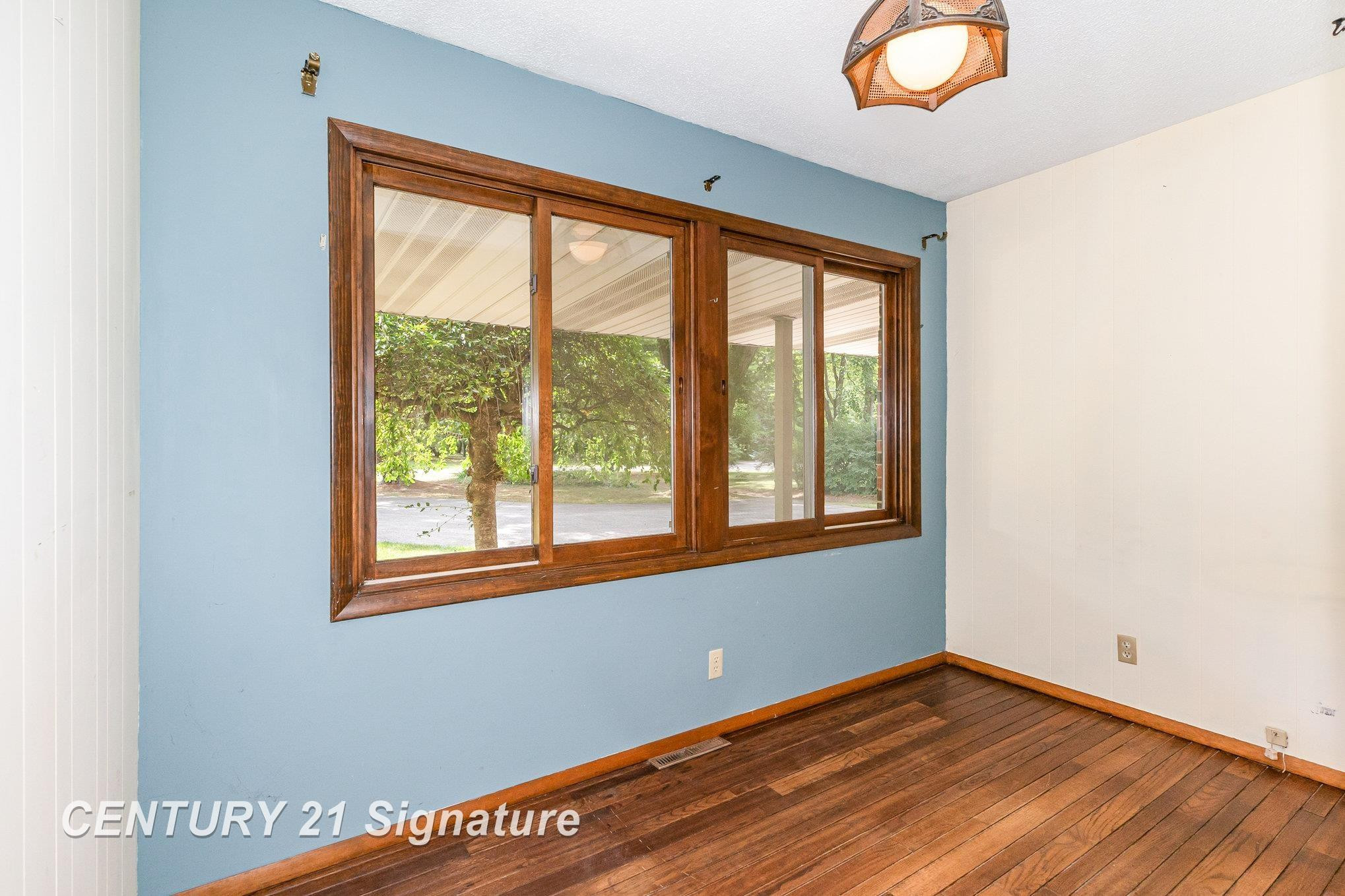 4198 N Francis Shores Avenue, Sanford, MI 48657 — Photo 11