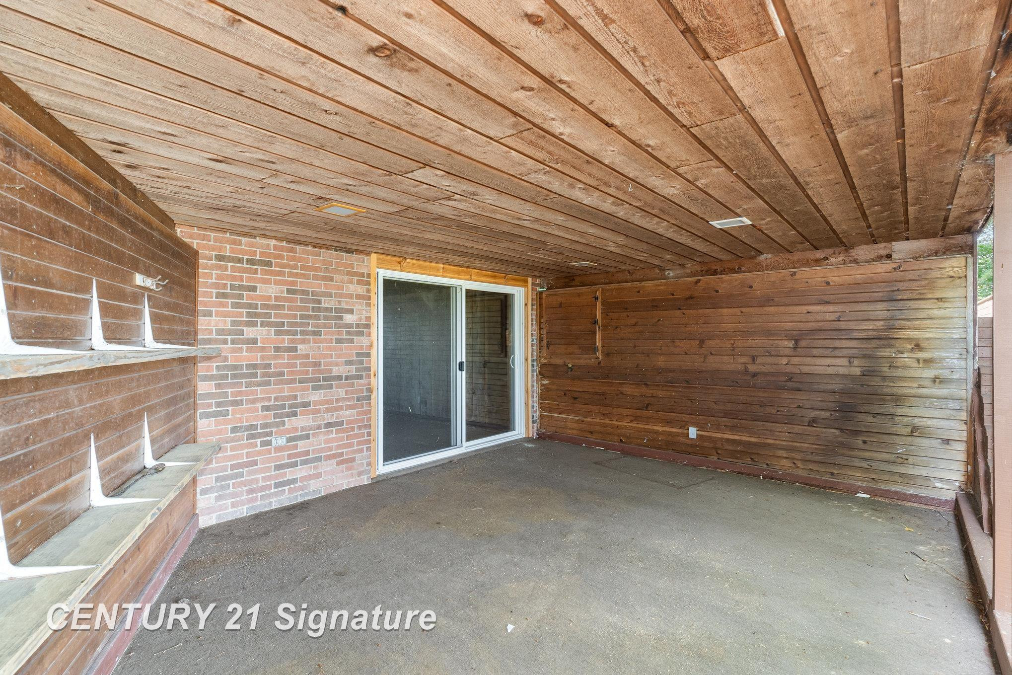 4198 N Francis Shores Avenue, Sanford, MI 48657 — Photo 34