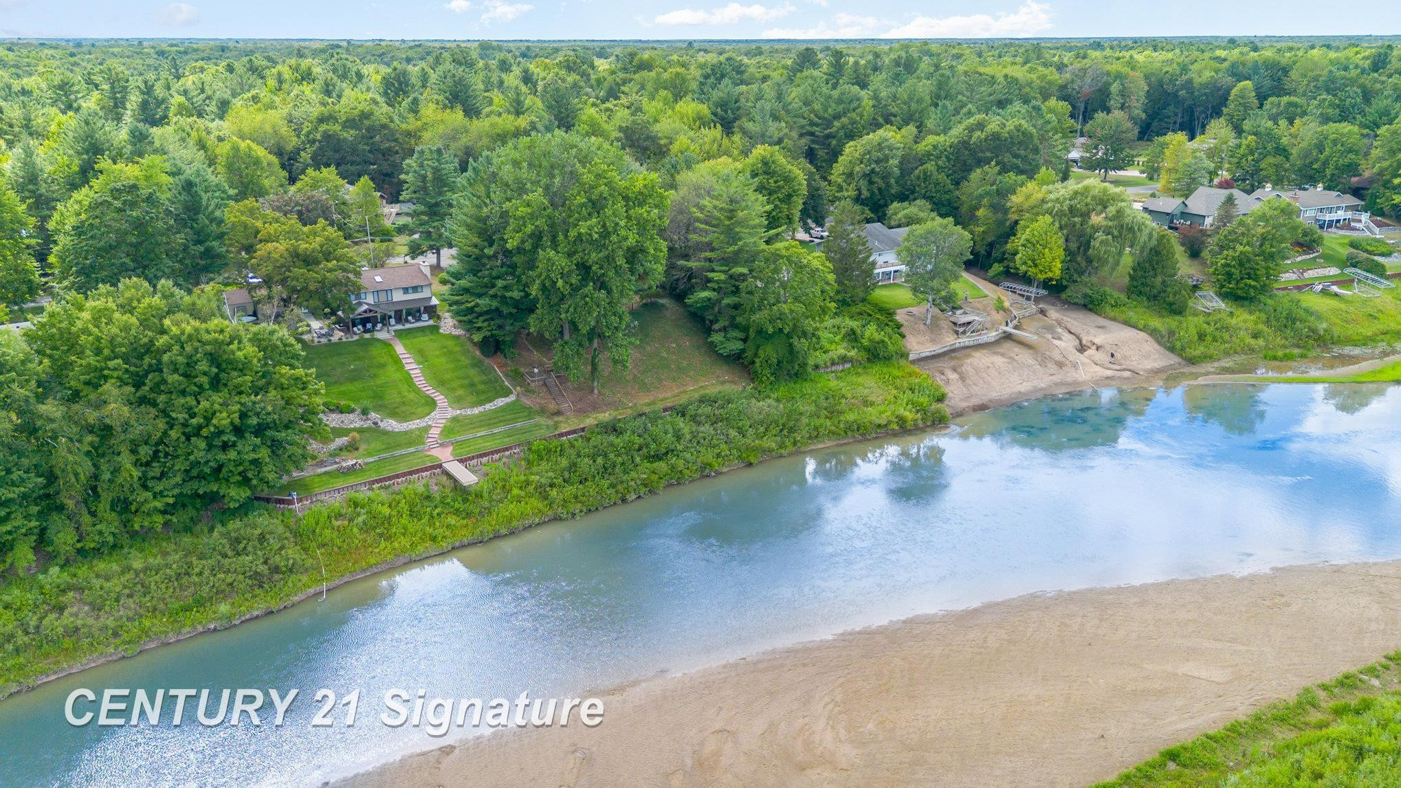 4198 N Francis Shores Avenue, Sanford, MI 48657 — Photo 44
