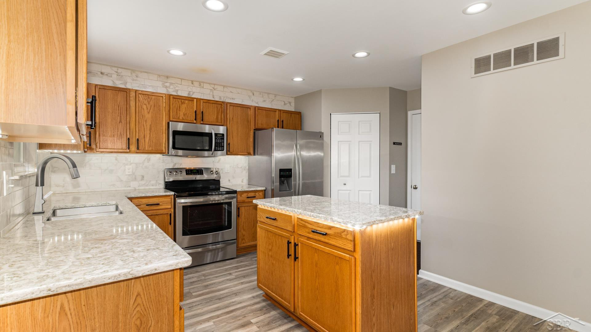 3244 Pine Run Dr Drive, Swartz Creek, MI 48473 — Photo 16