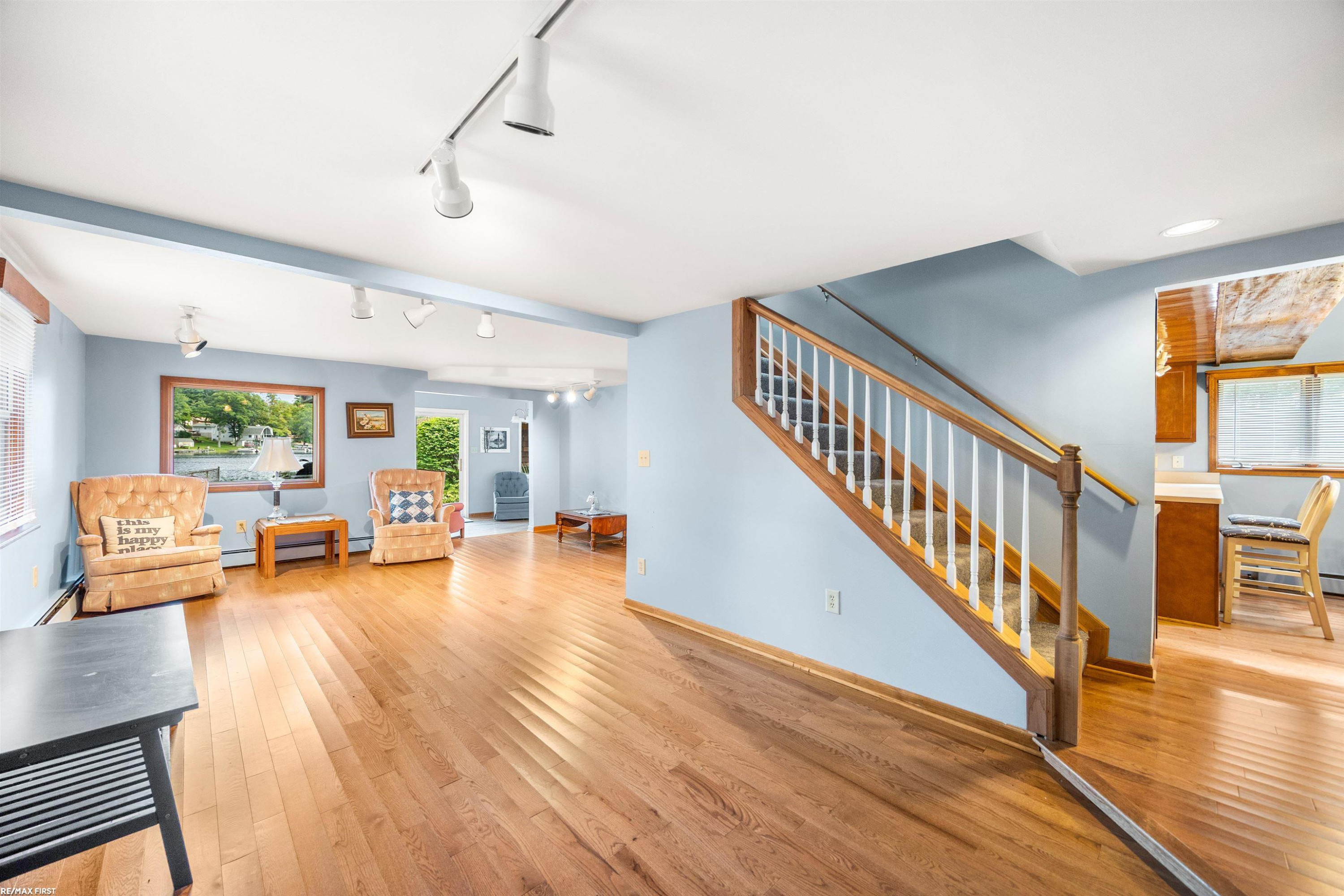 671 Lakeshore Drive, Columbiaville, MI 48421 — Photo 10