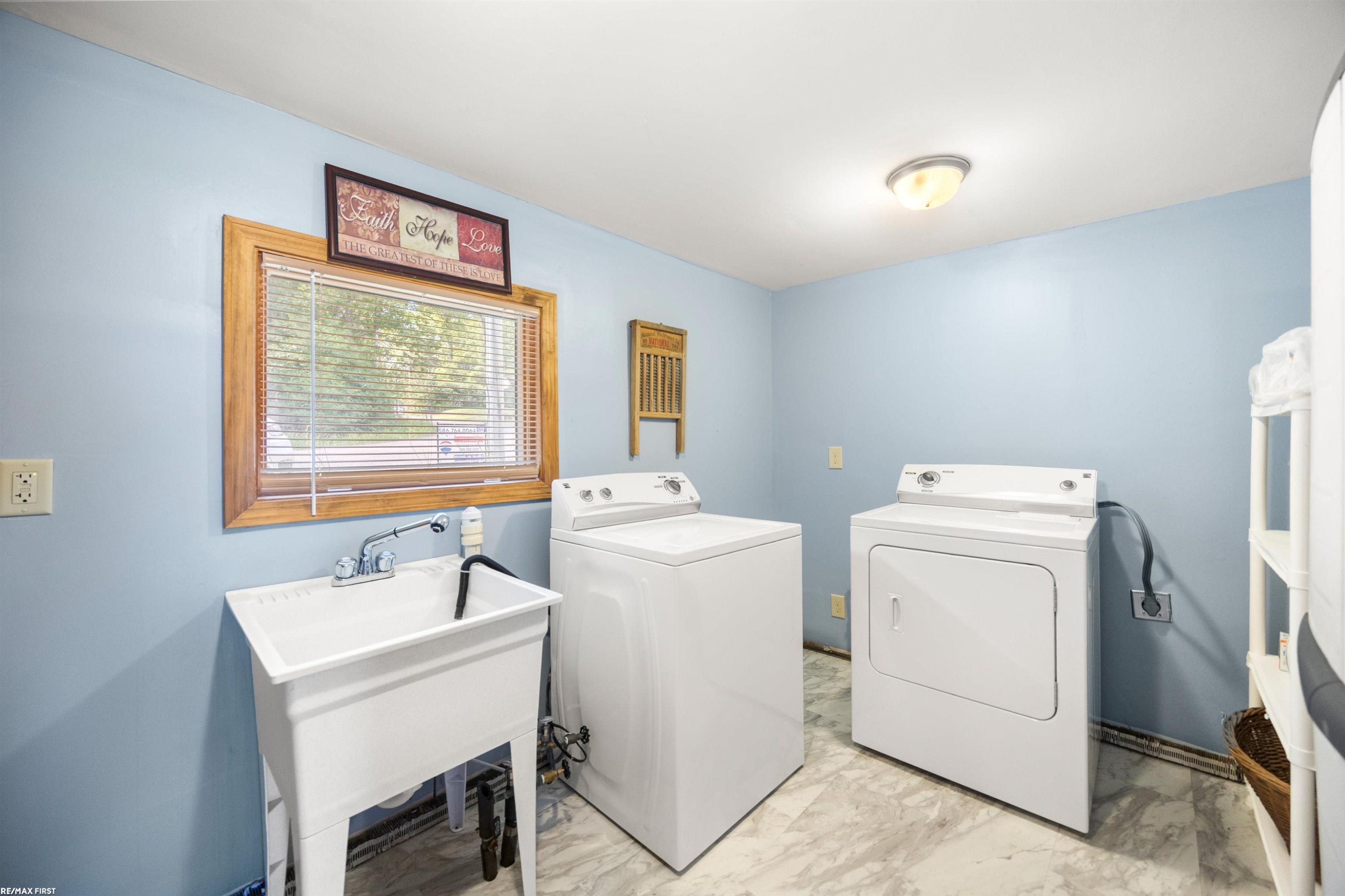 671 Lakeshore Drive, Columbiaville, MI 48421 — Photo 20