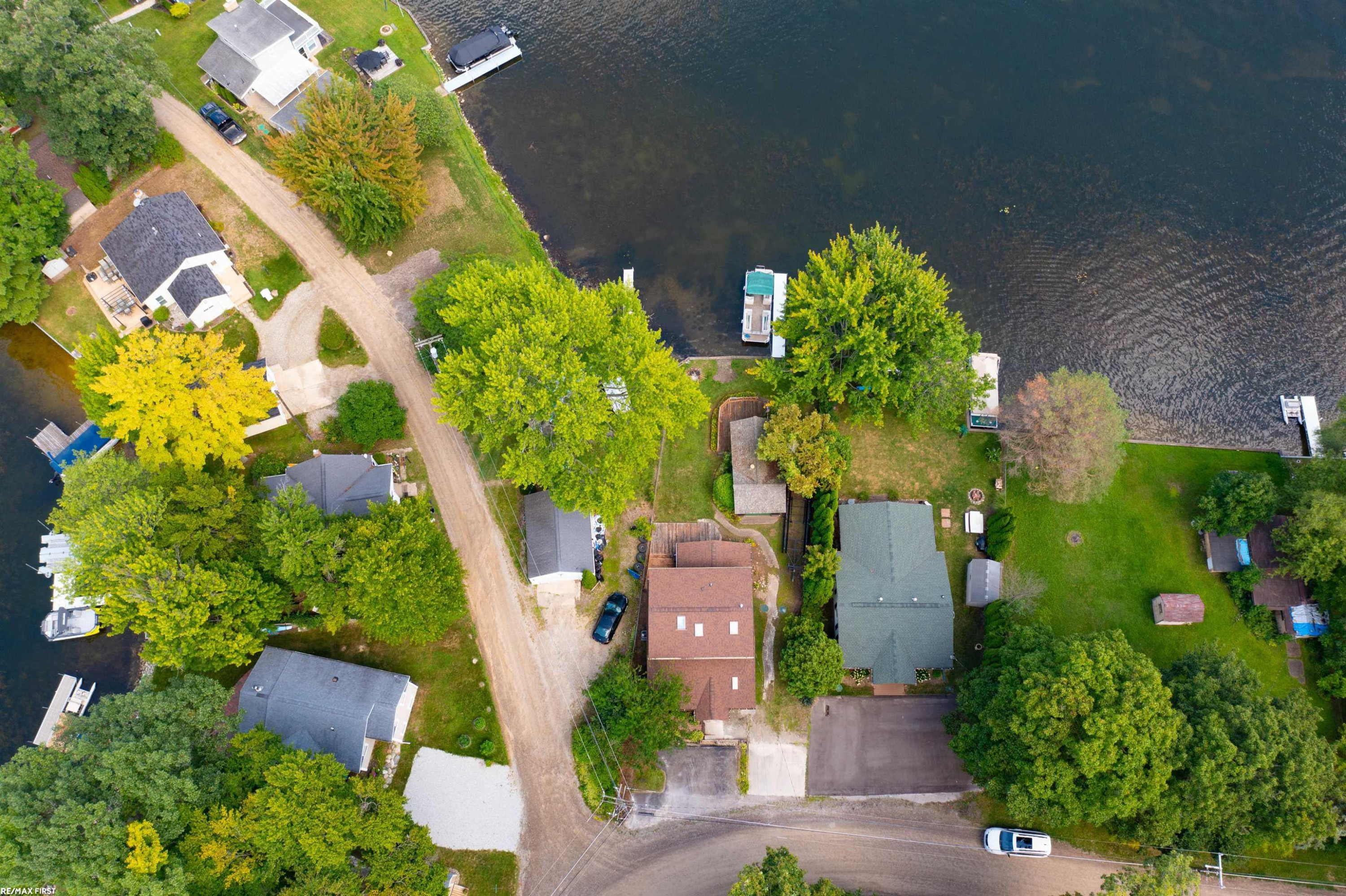 671 Lakeshore Drive, Columbiaville, MI 48421 — Photo 42