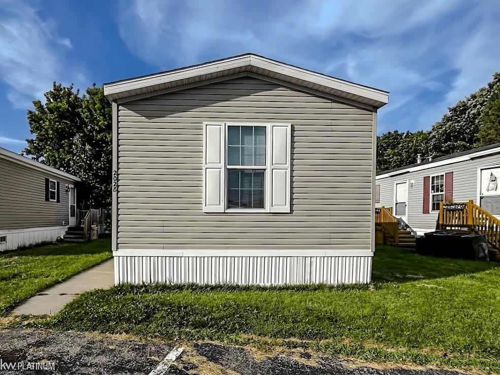 2028 Riverview Drive, MI 48079 — Photo 2