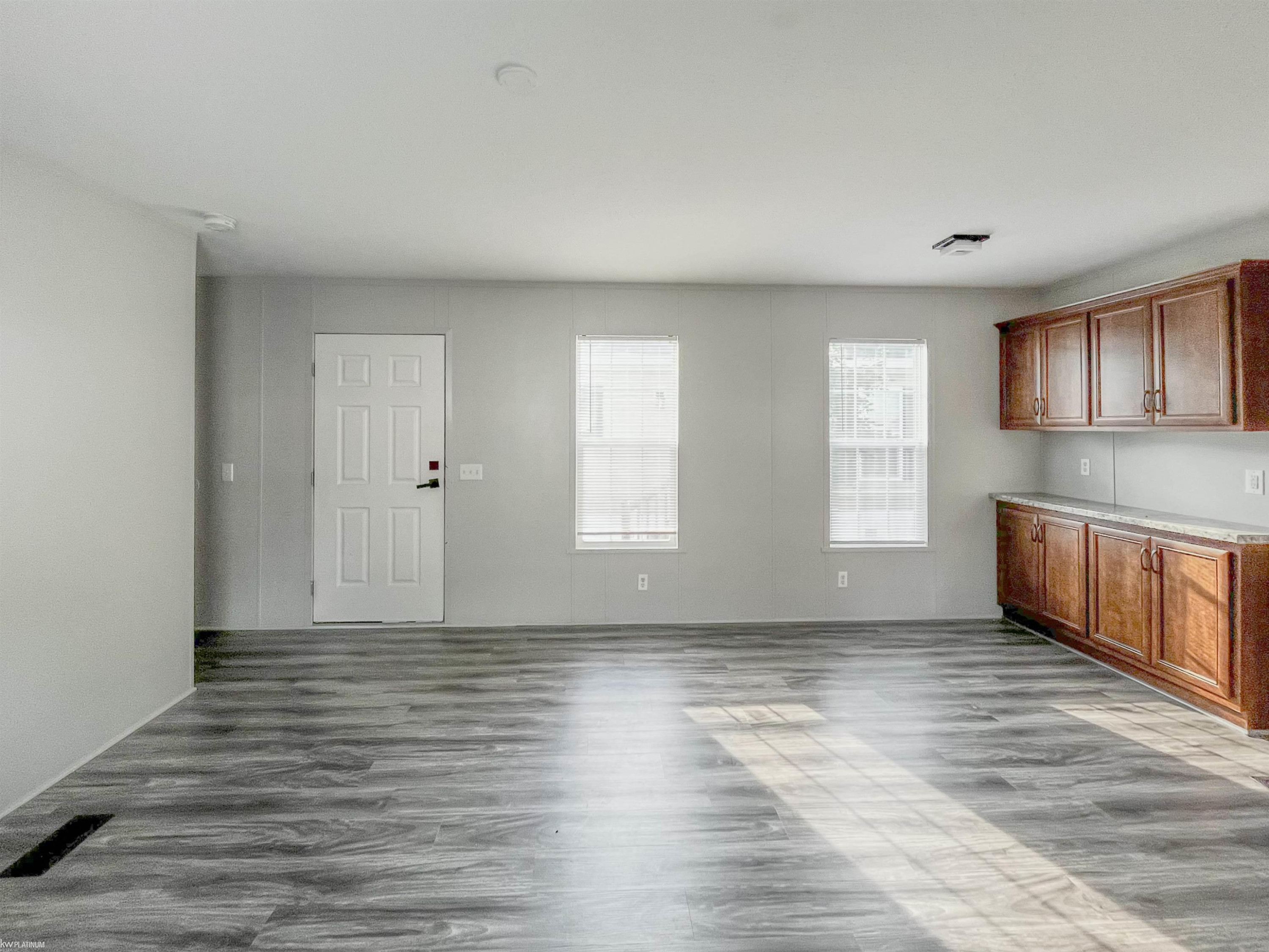 2028 Riverview Drive, MI 48079 — Photo 8