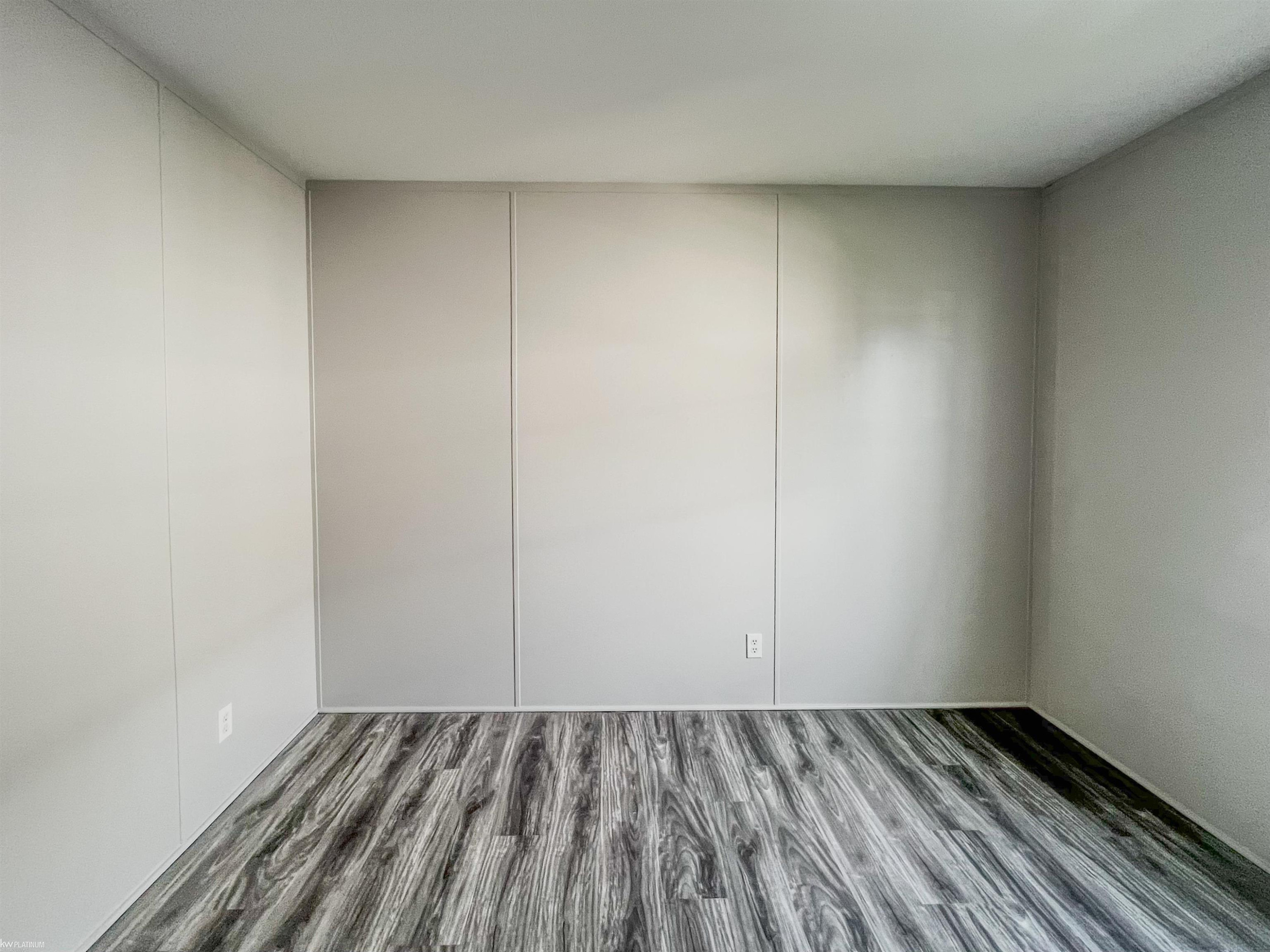 2028 Riverview Drive, MI 48079 — Photo 14