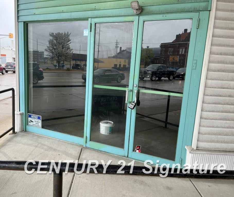 412 Washington Avenue, 415 Adams, Bay City, MI 48708 — Photo 5