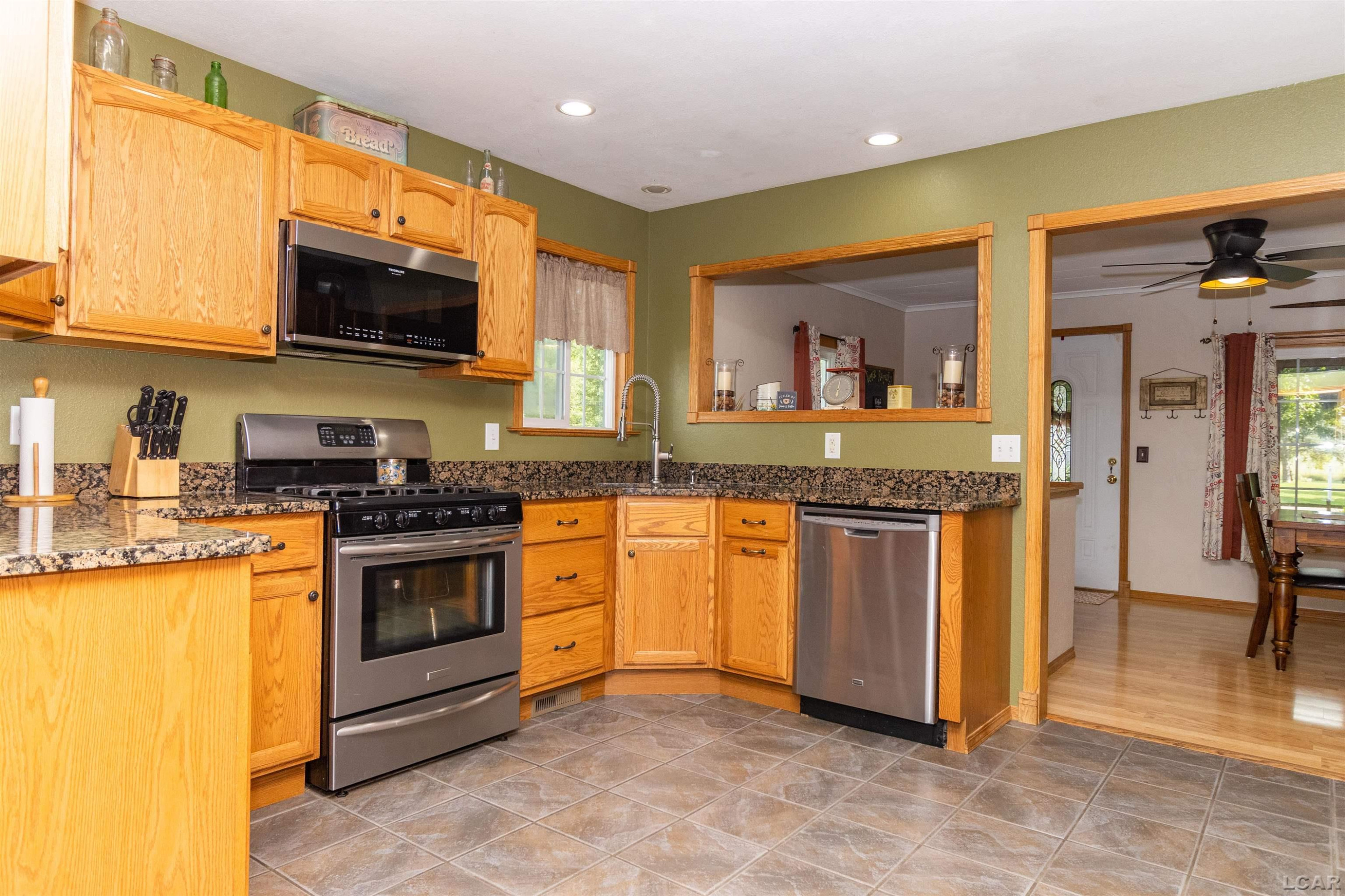 2816 Sharp Road, Adrian, MI 49221 — Photo 13