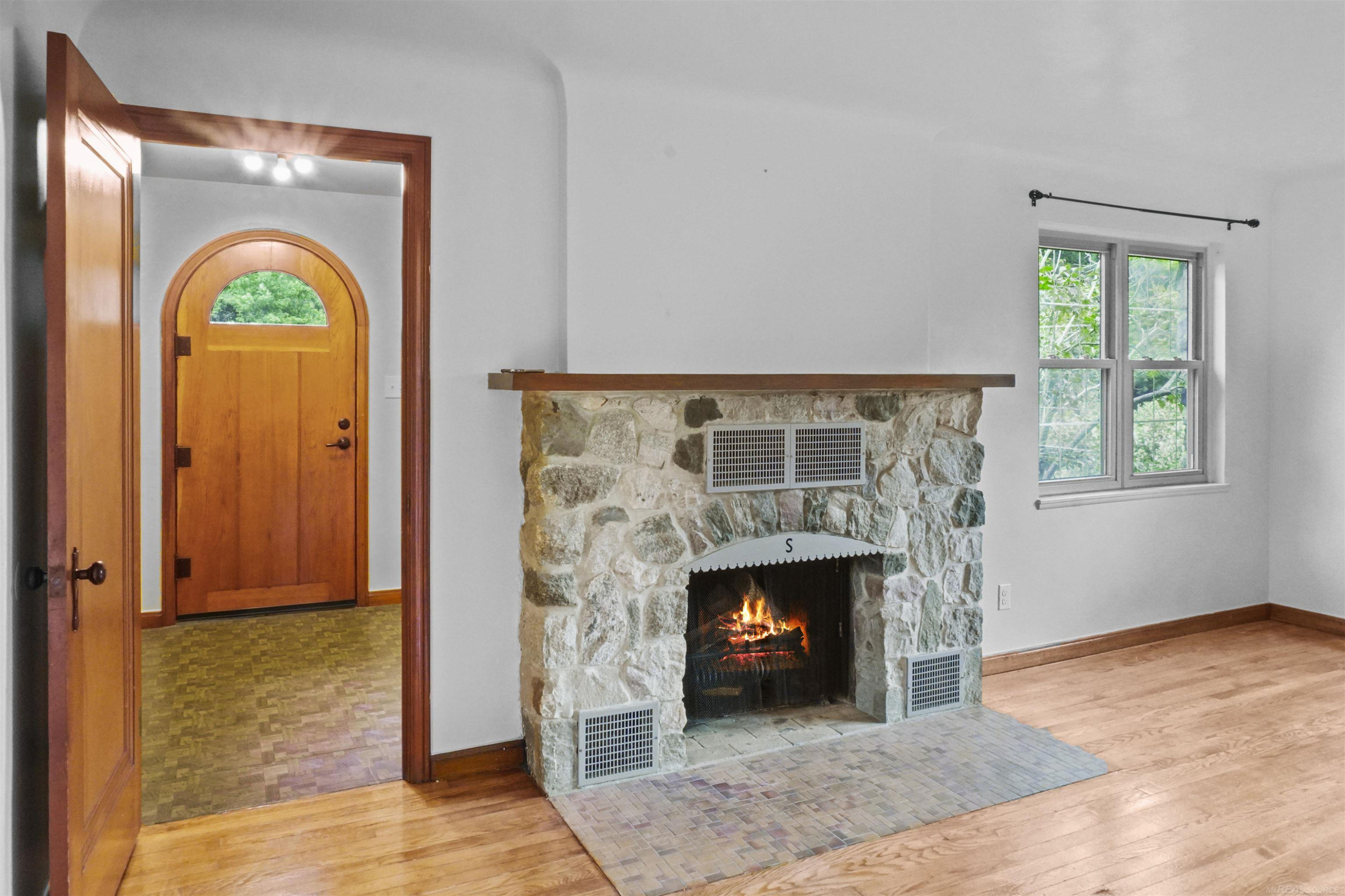 7924 Gratiot Avenue, MI — Photo 4