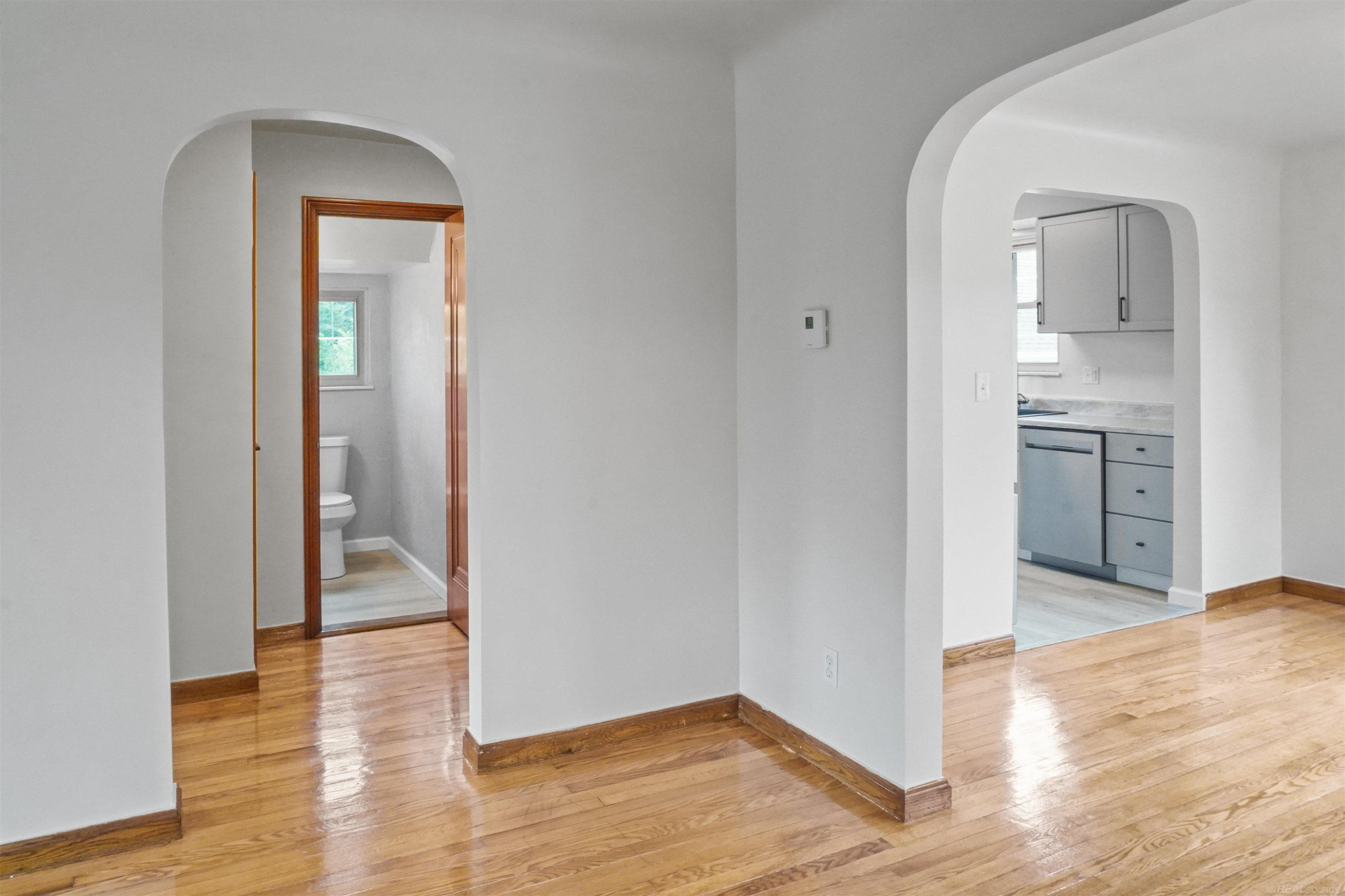 7924 Gratiot Avenue, MI — Photo 9