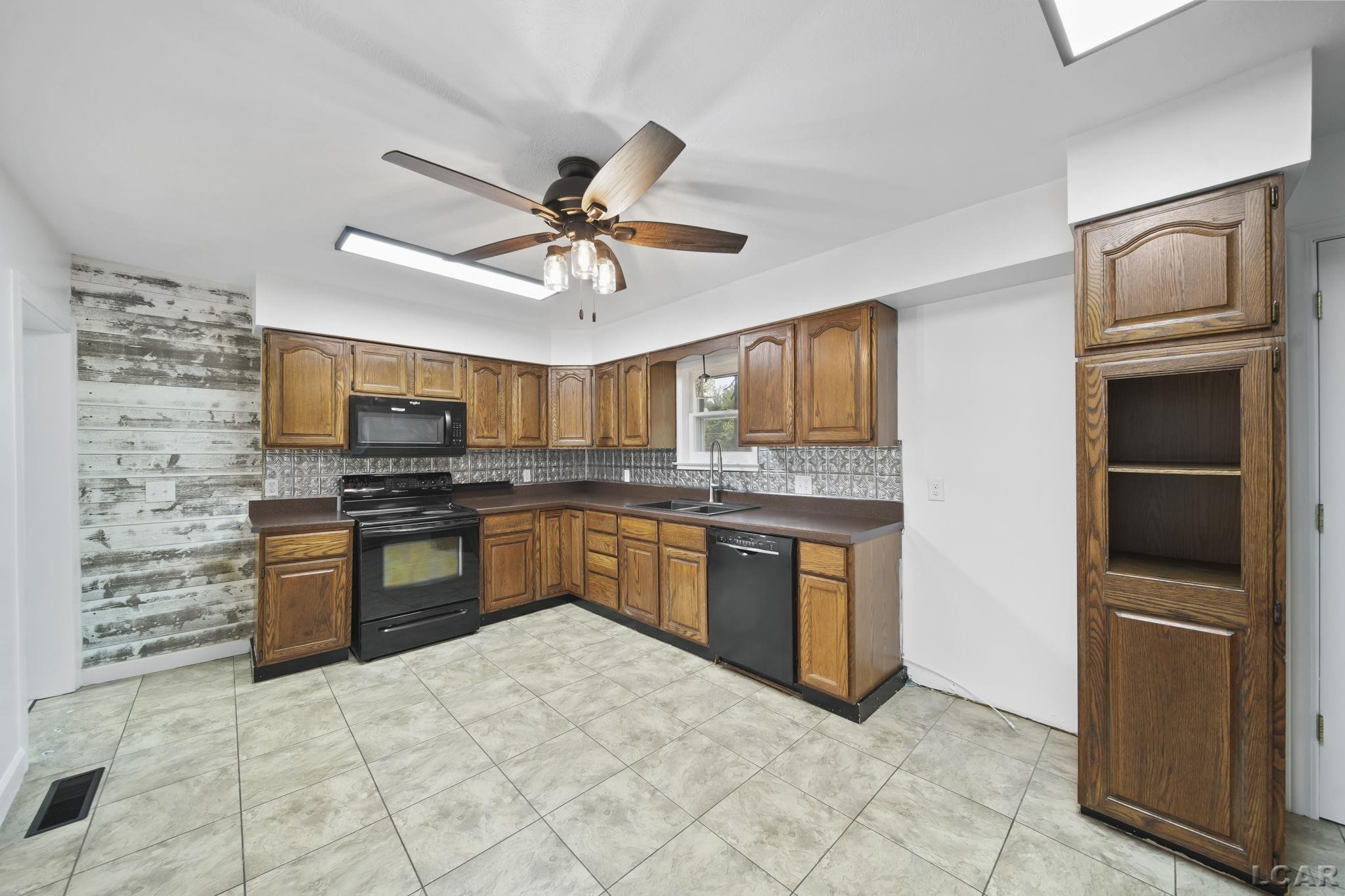 11485 W US 223 Highway, Onsted, MI 49265 — Photo 12