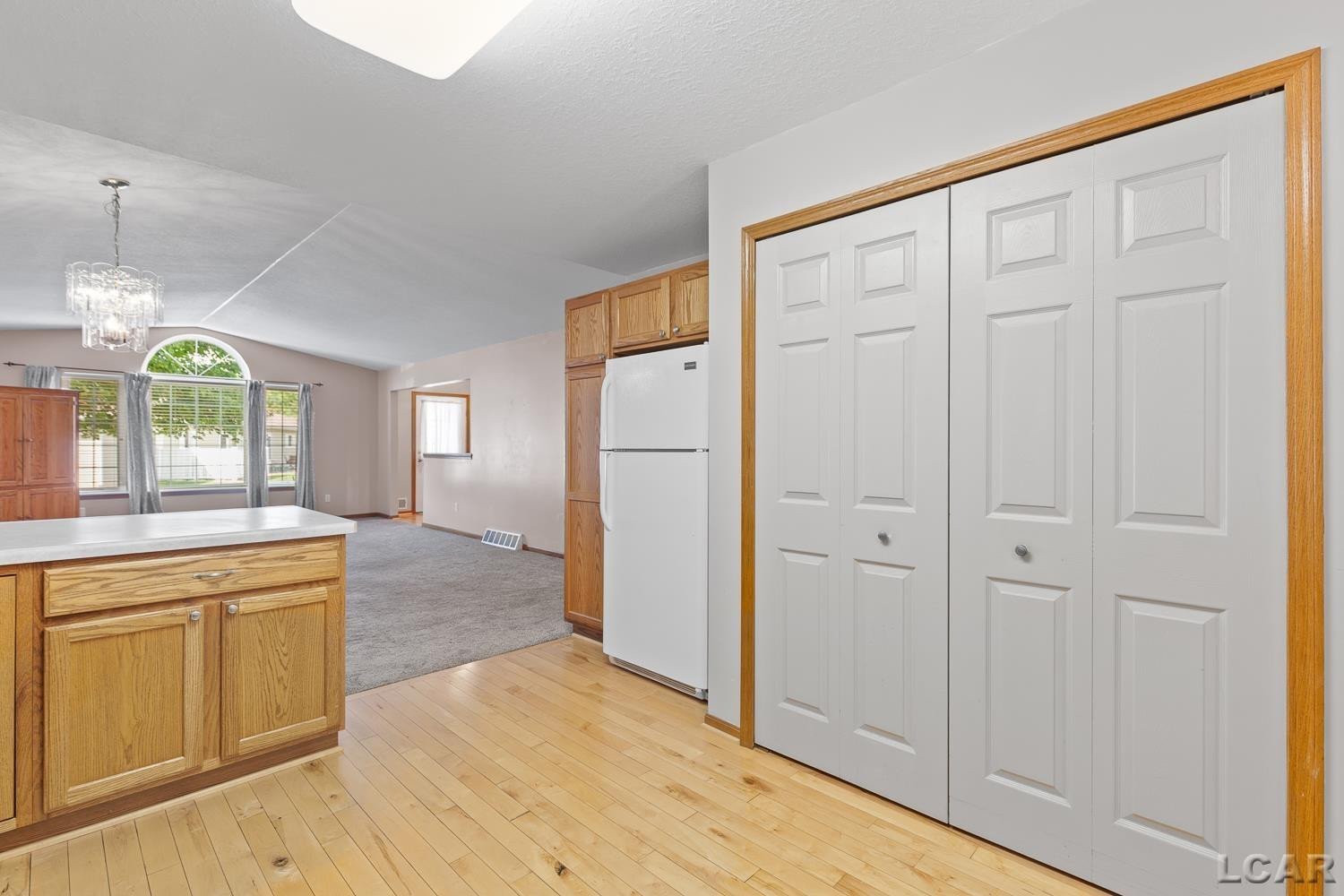 302 Lakewood Drive, Adrian, MI 49221 — Photo 13
