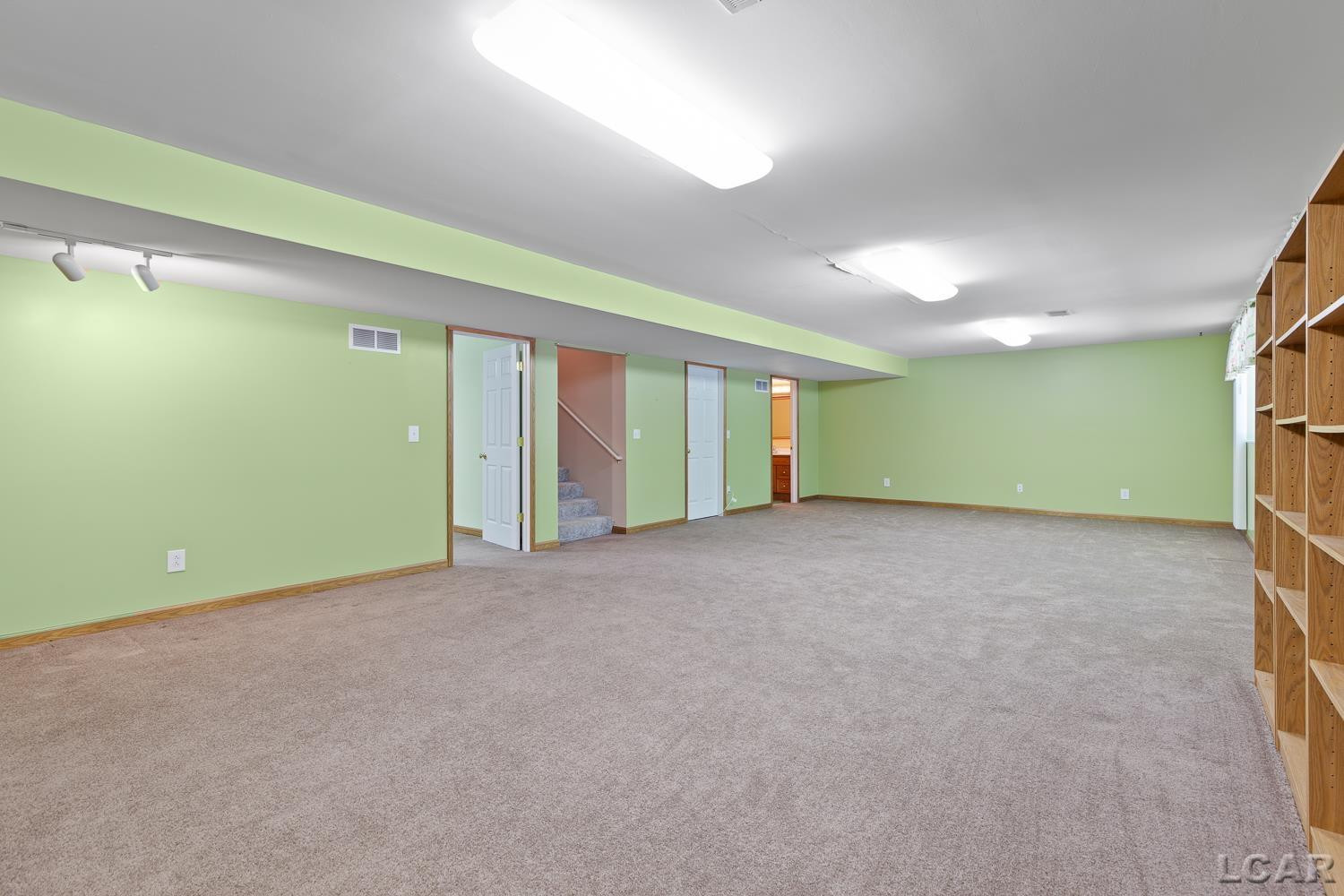 302 Lakewood Drive, Adrian, MI 49221 — Photo 21