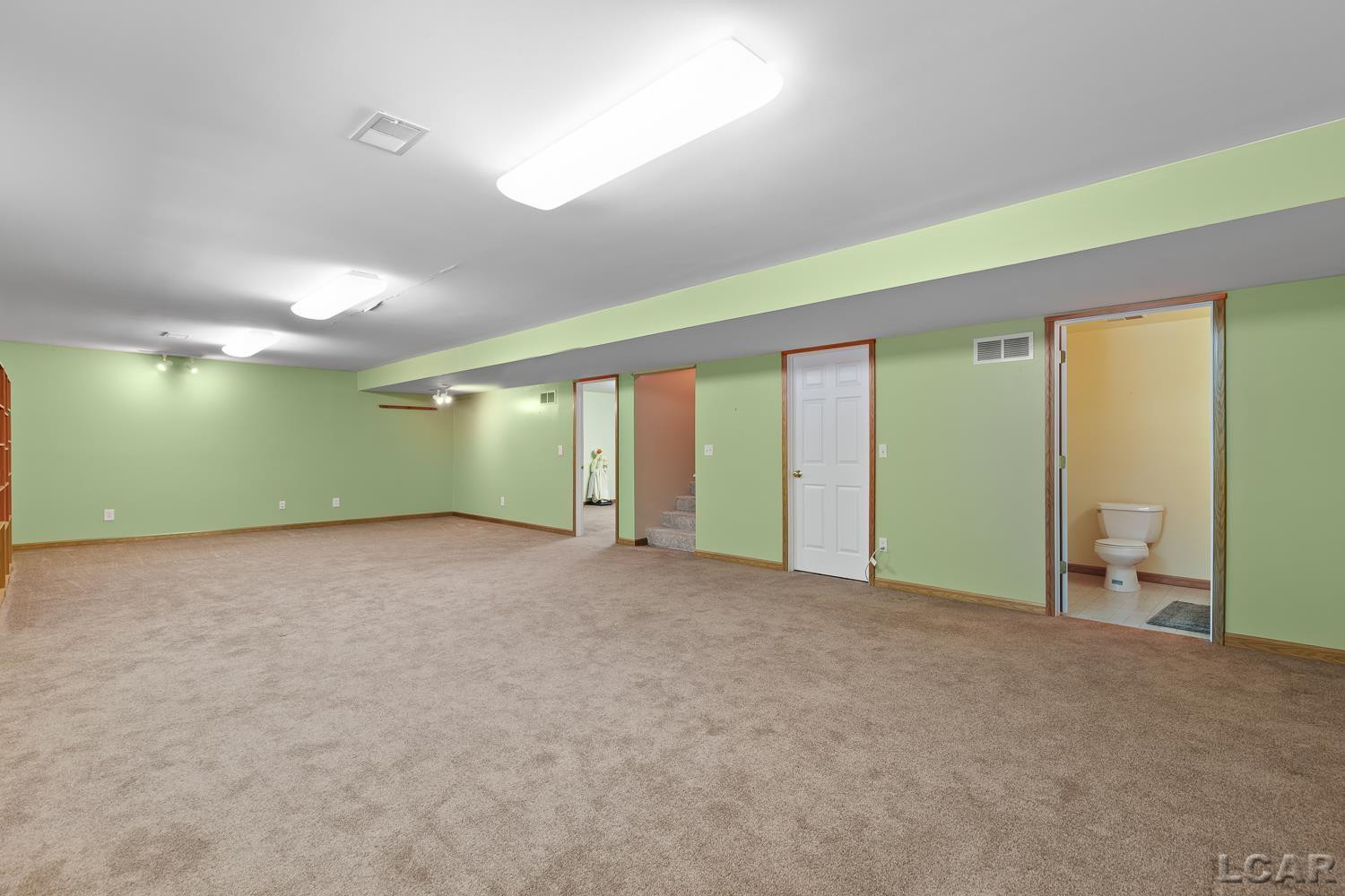 302 Lakewood Drive, Adrian, MI 49221 — Photo 22