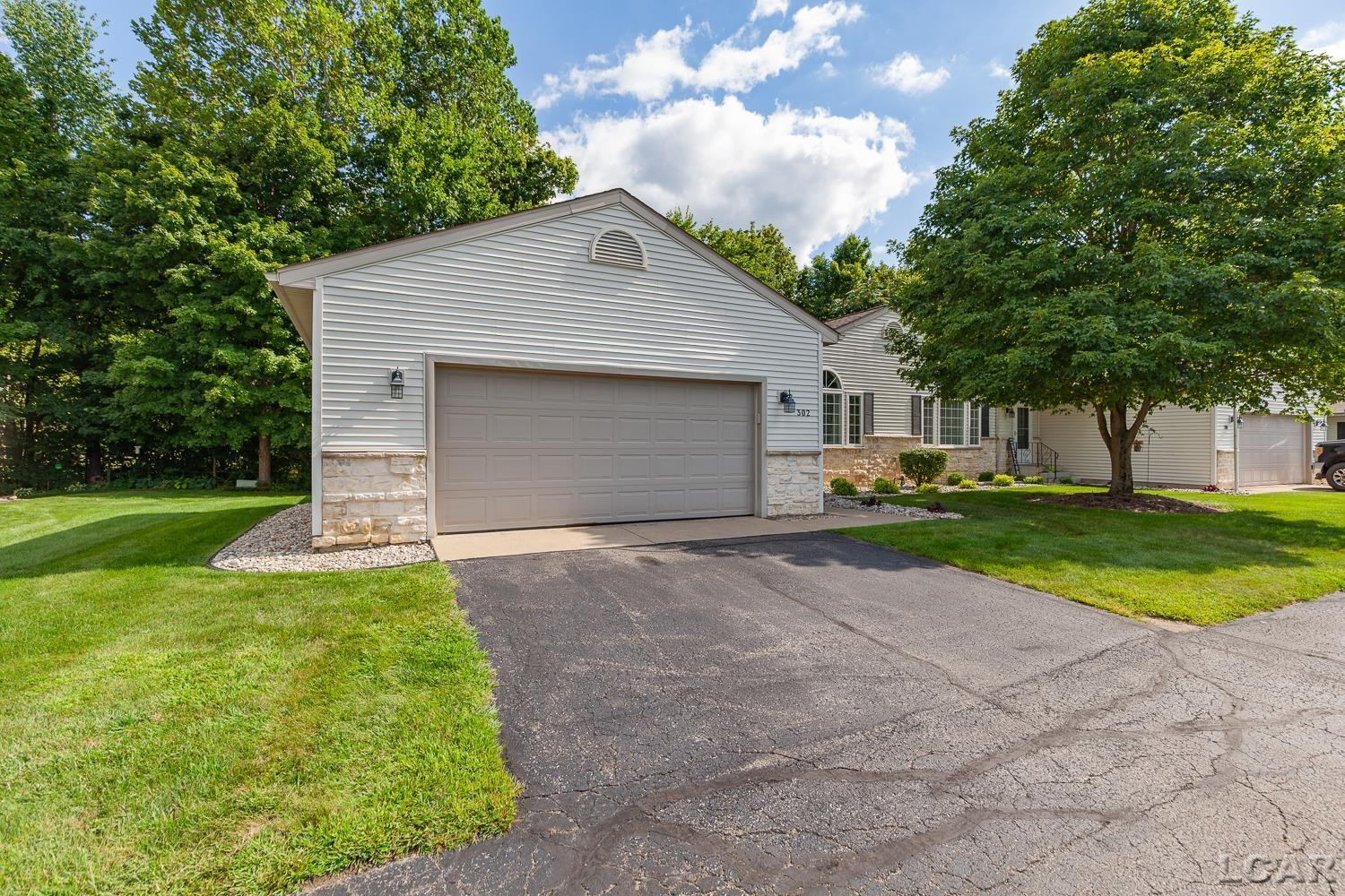 302 Lakewood Drive, Adrian, MI 49221 — Photo 30