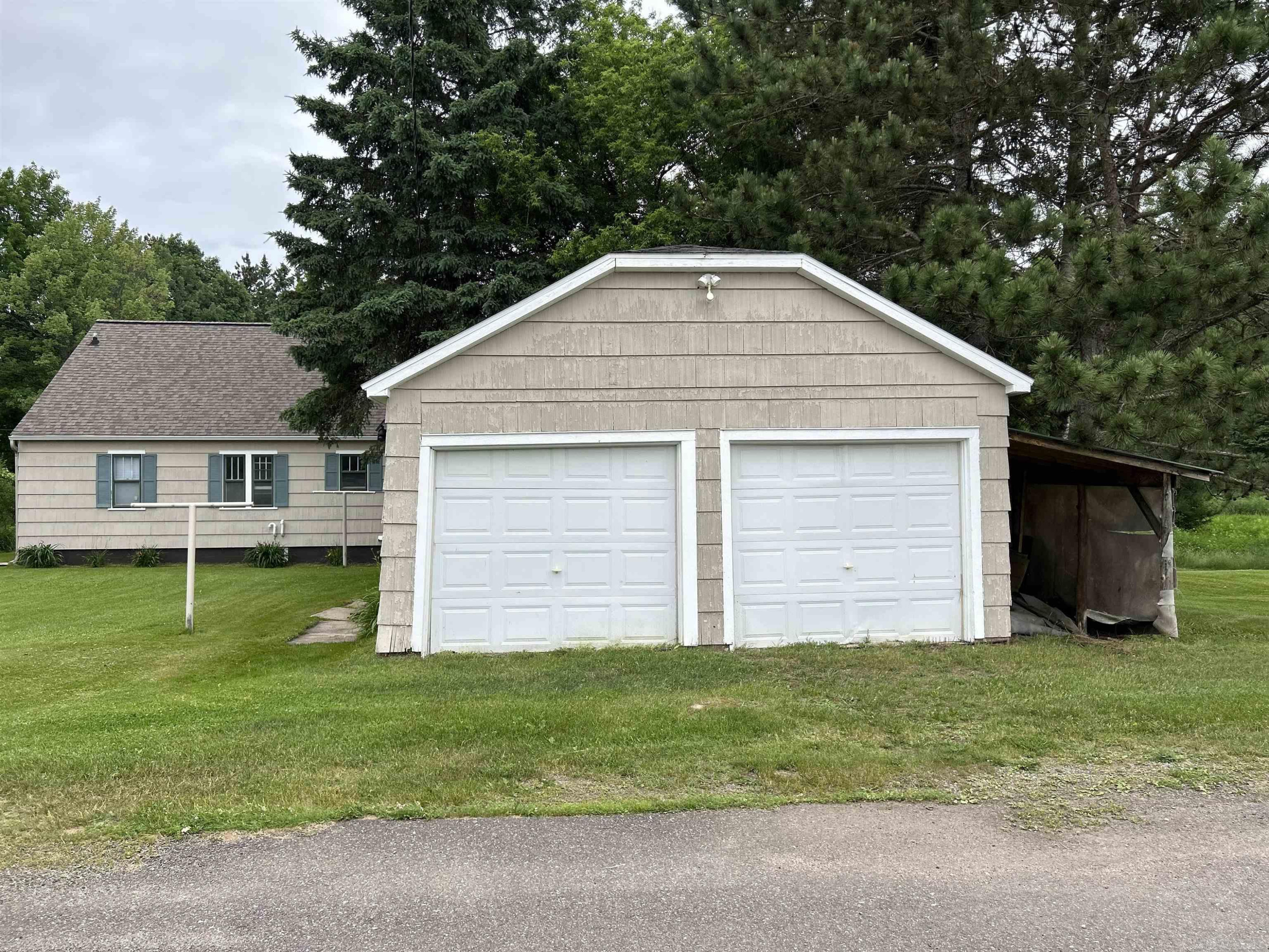 410 Ruby Street, Iron River, MI 49935 — Photo 4