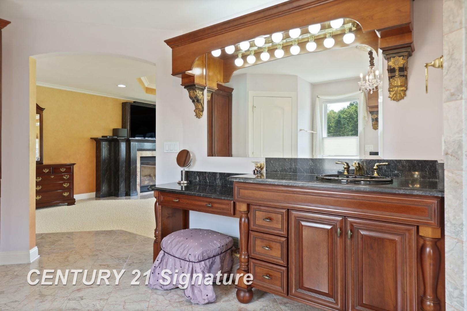 11372 Lake Circle Drive, Saginaw, MI 48609 — Photo 51