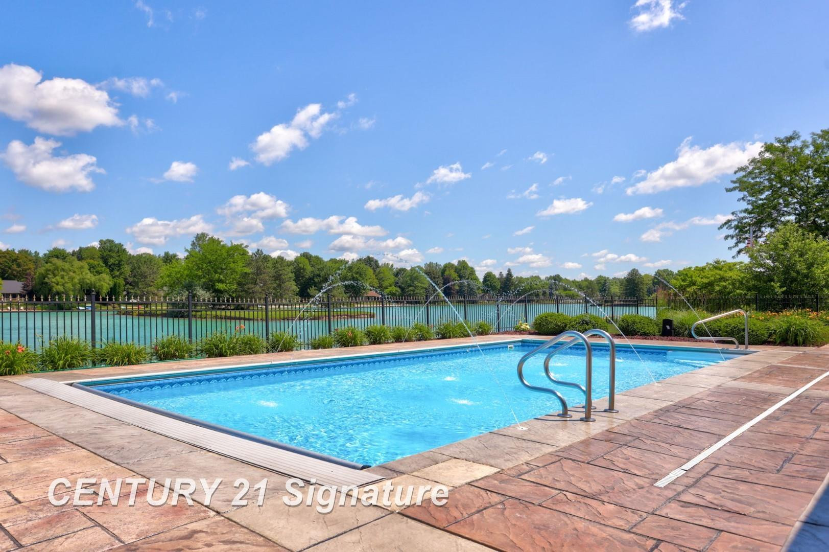 11372 Lake Circle Drive, Saginaw, MI 48609 — Photo 78