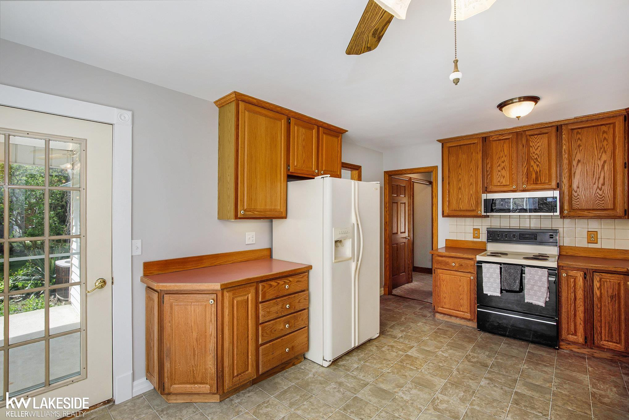 36870 Hebel Road, MI 48062 — Photo 10