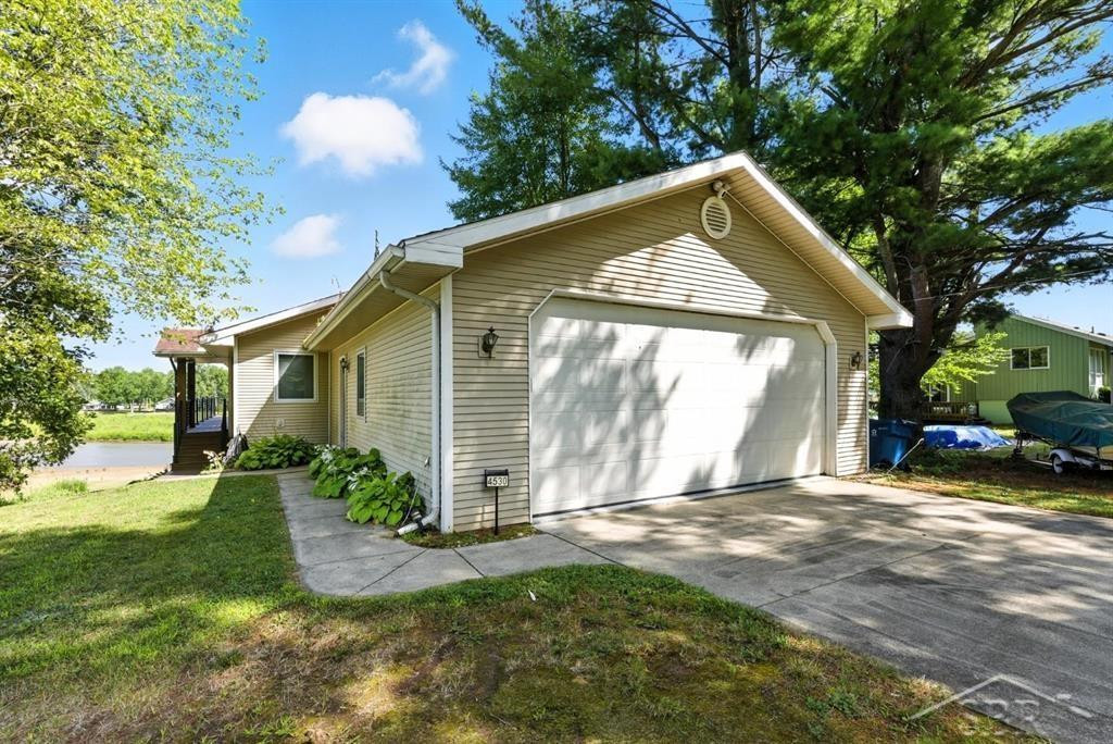 4530 N Verity Road, Sanford, MI 48657 — Photo 39