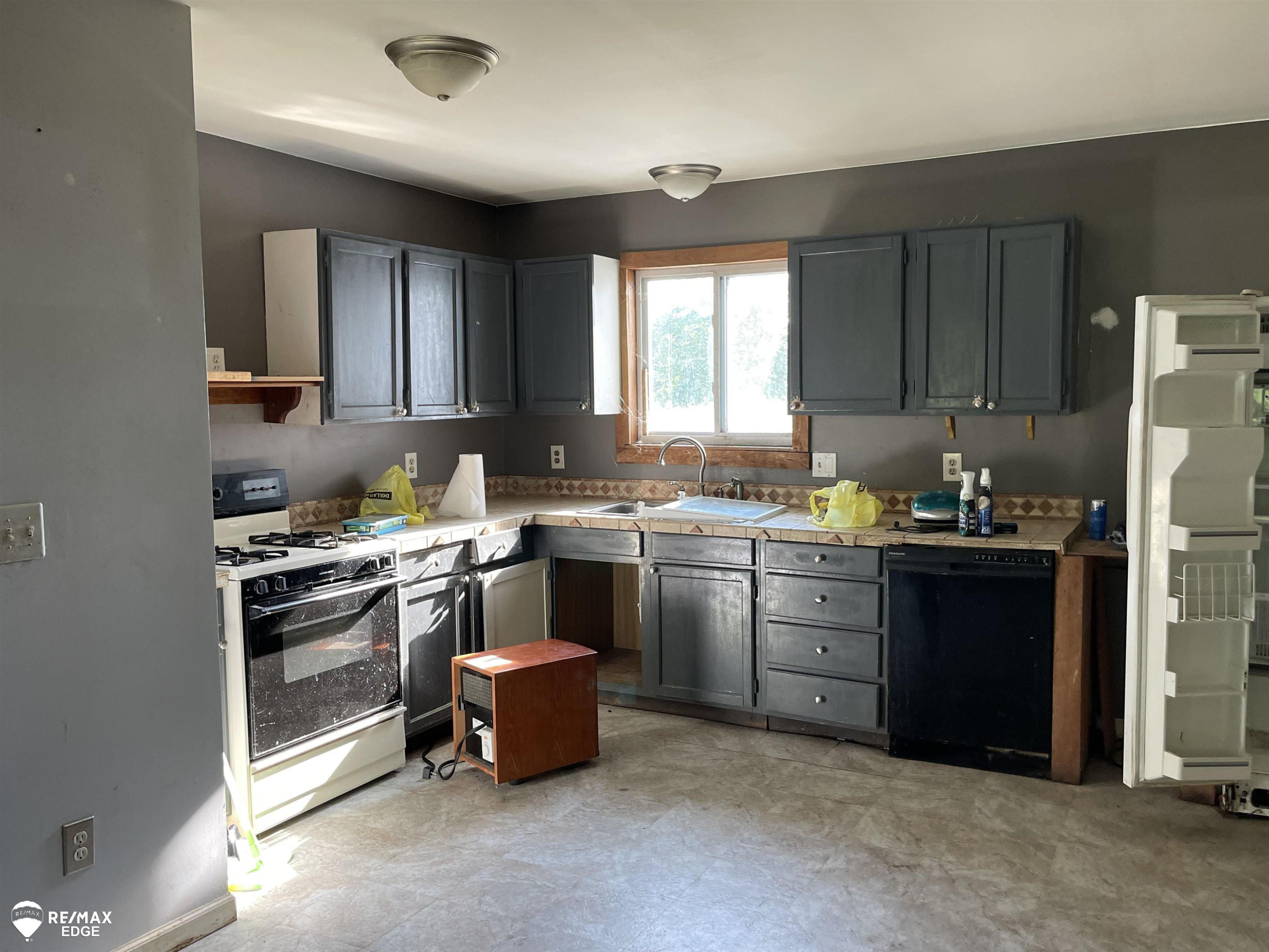 6241 Oliver Road, Fostoria, MI 48435 — Photo 10