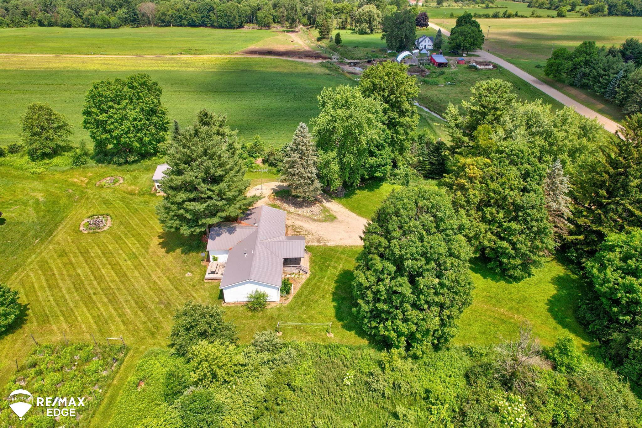 6241 Oliver Road, Fostoria, MI 48435 — Photo 38