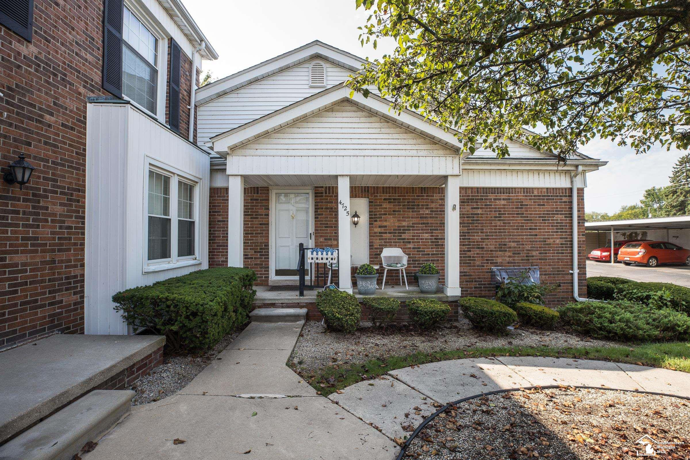 4725 Leisure Lane, Trenton, MI 48183 — front exterior