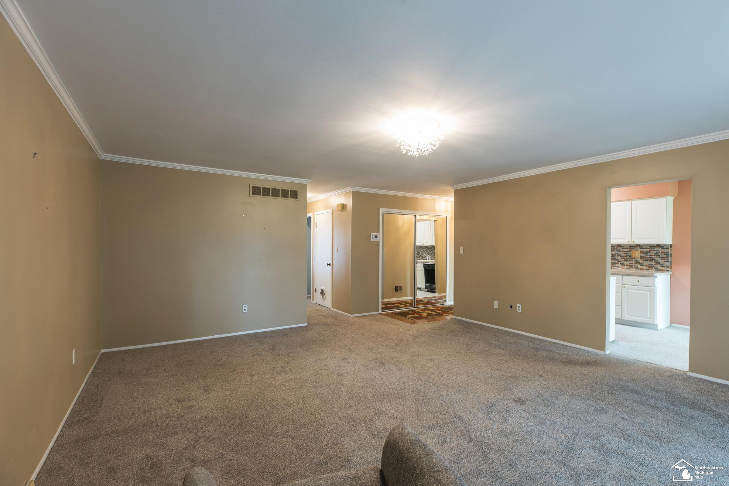 4725 Leisure Lane, Trenton, MI 48183 — Photo 13