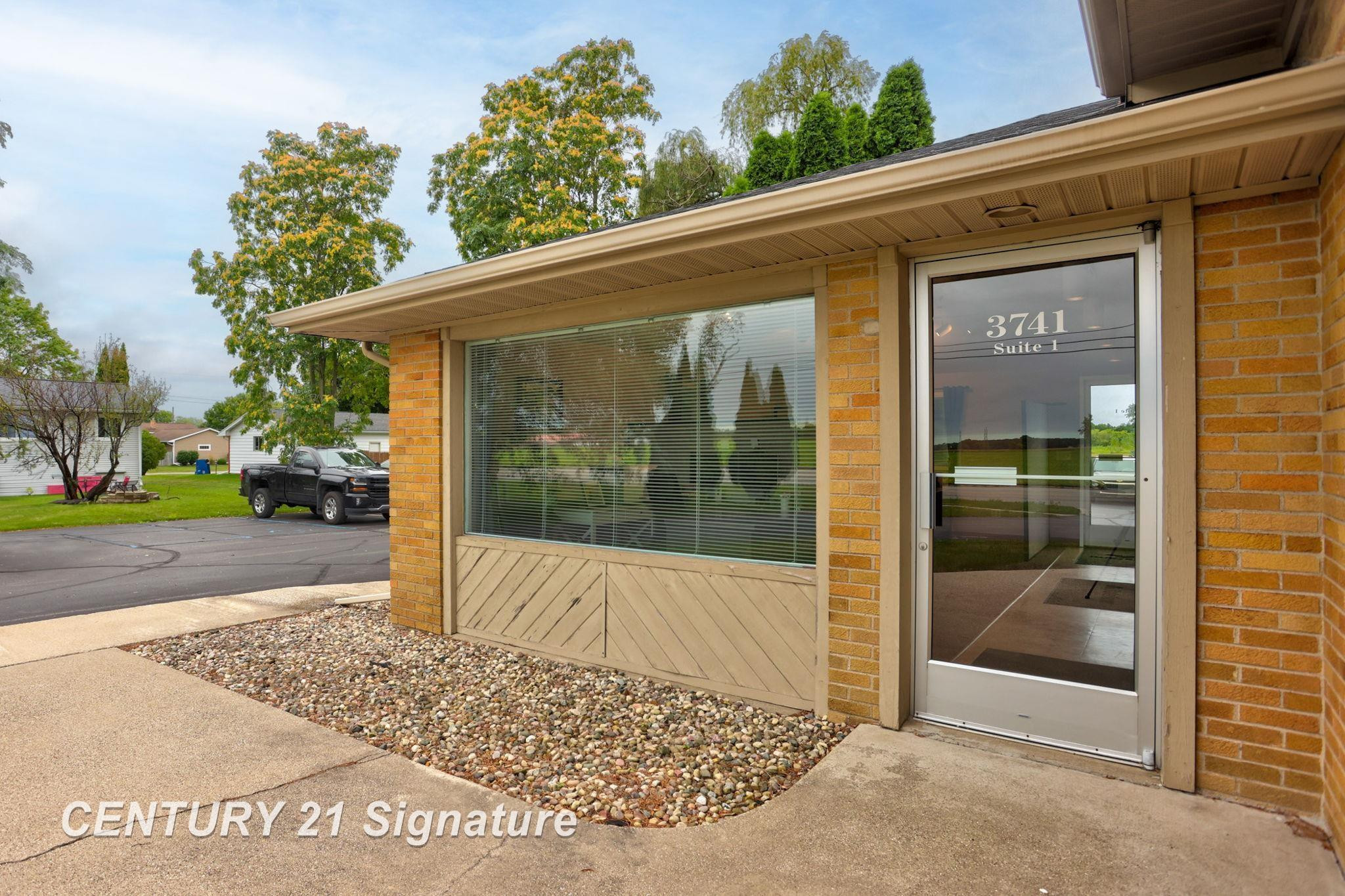 3741 Tittabawassee Road, Saginaw, MI 48604 — Photo 6
