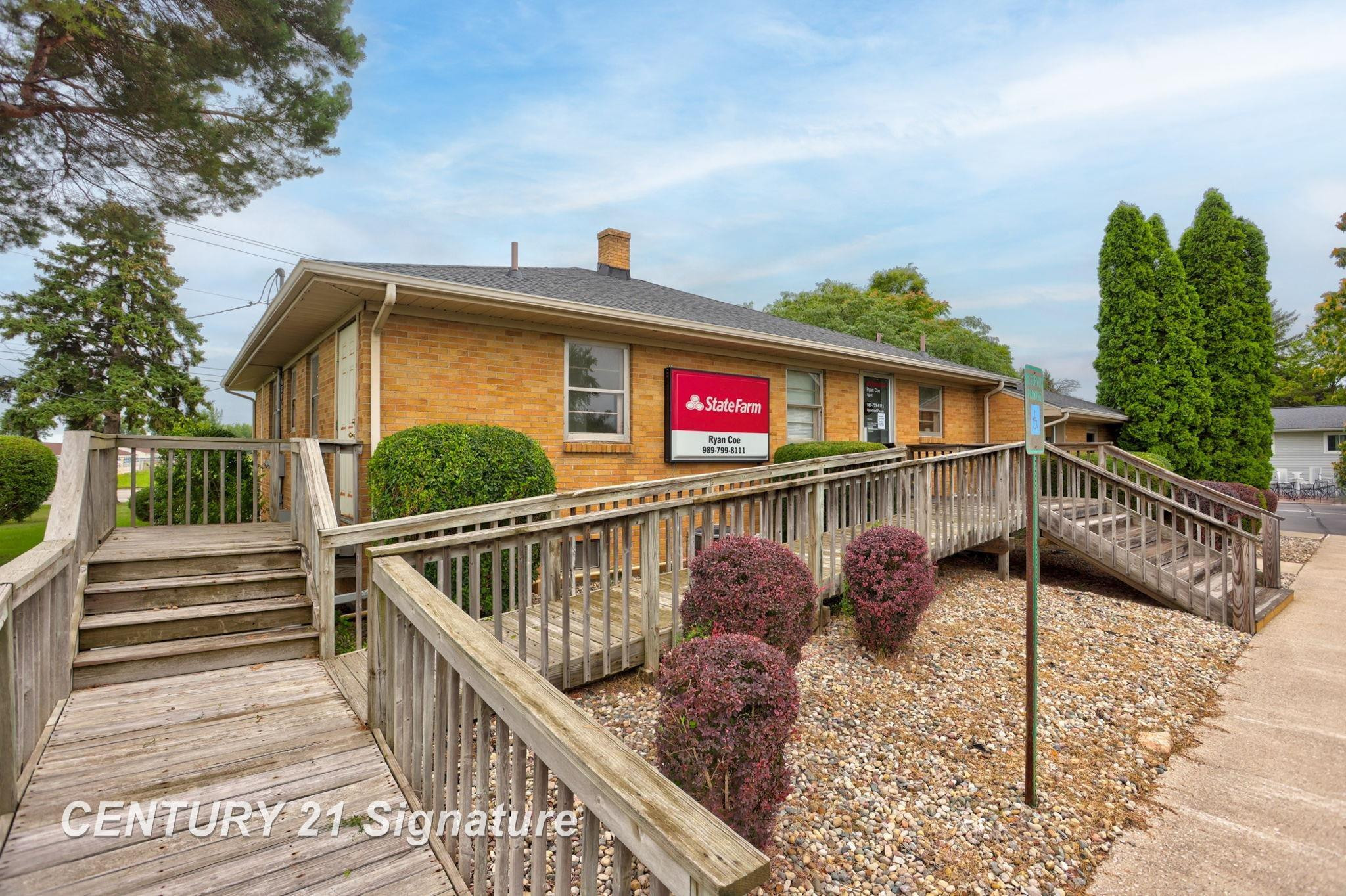 3741 Tittabawassee Road, Saginaw, MI 48604 — Photo 30