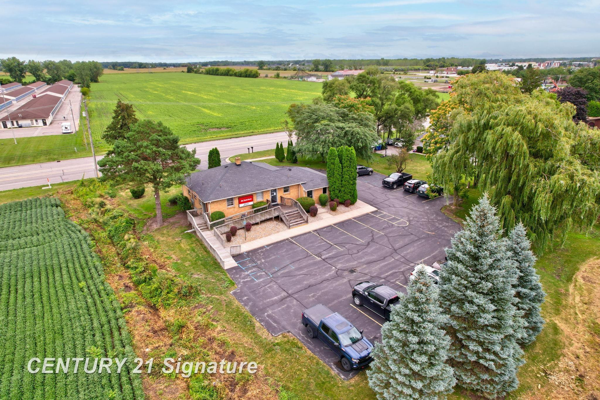 3741 Tittabawassee Road, Saginaw, MI 48604 — Photo 39