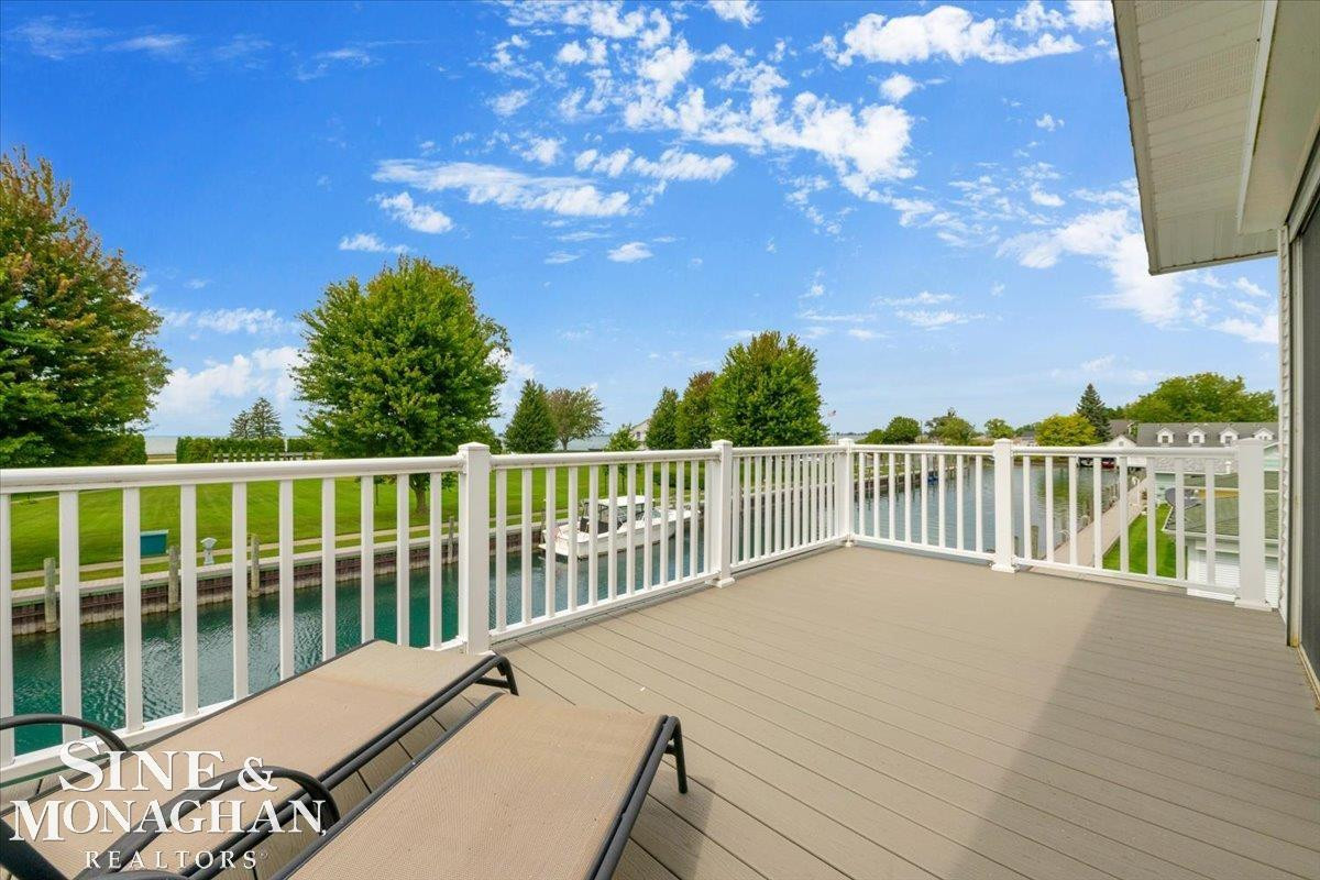 9675 S Channel Drive, MI 48028 — Photo 58