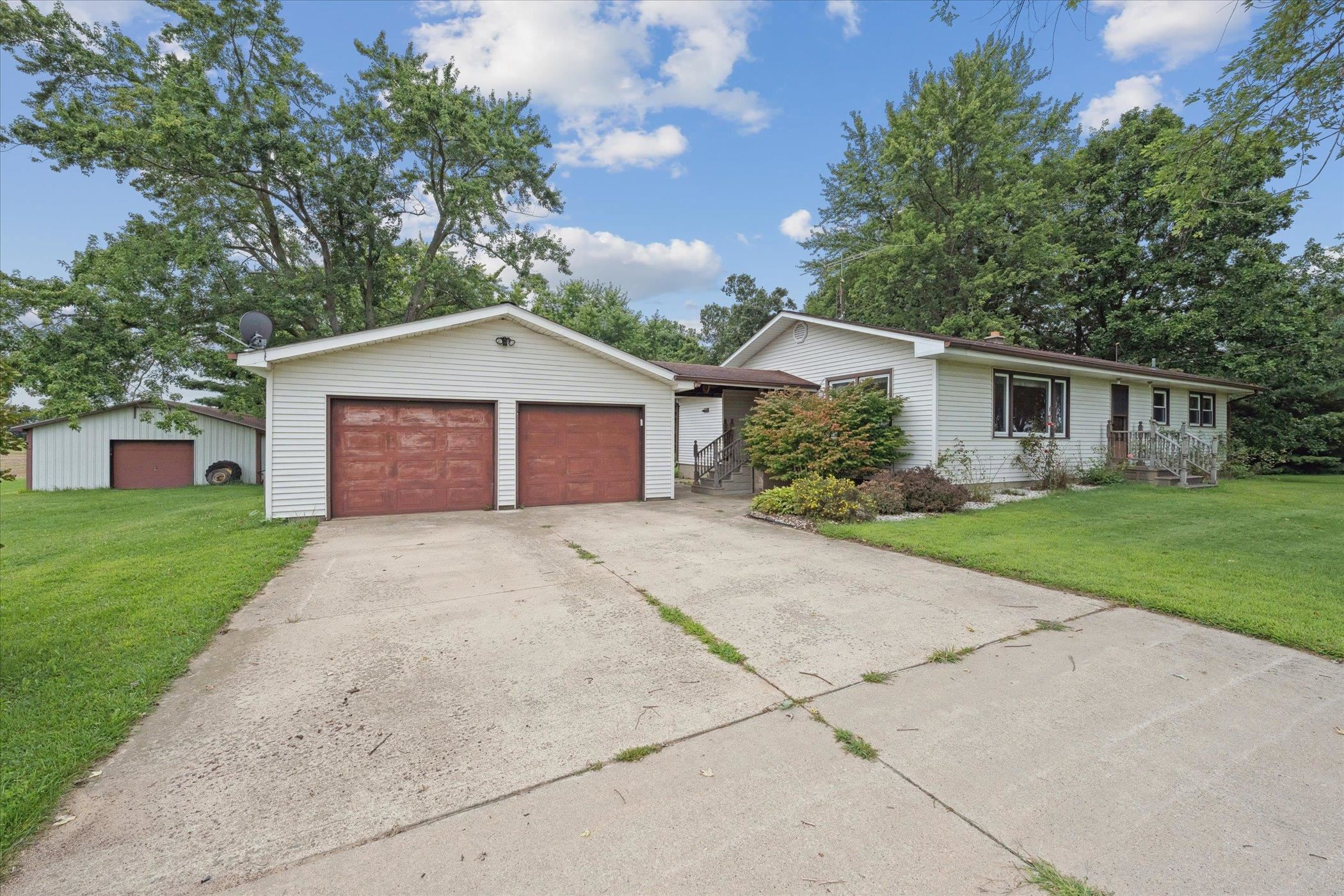 6002 S State Road, Bancroft, MI 48414 — Photo 4