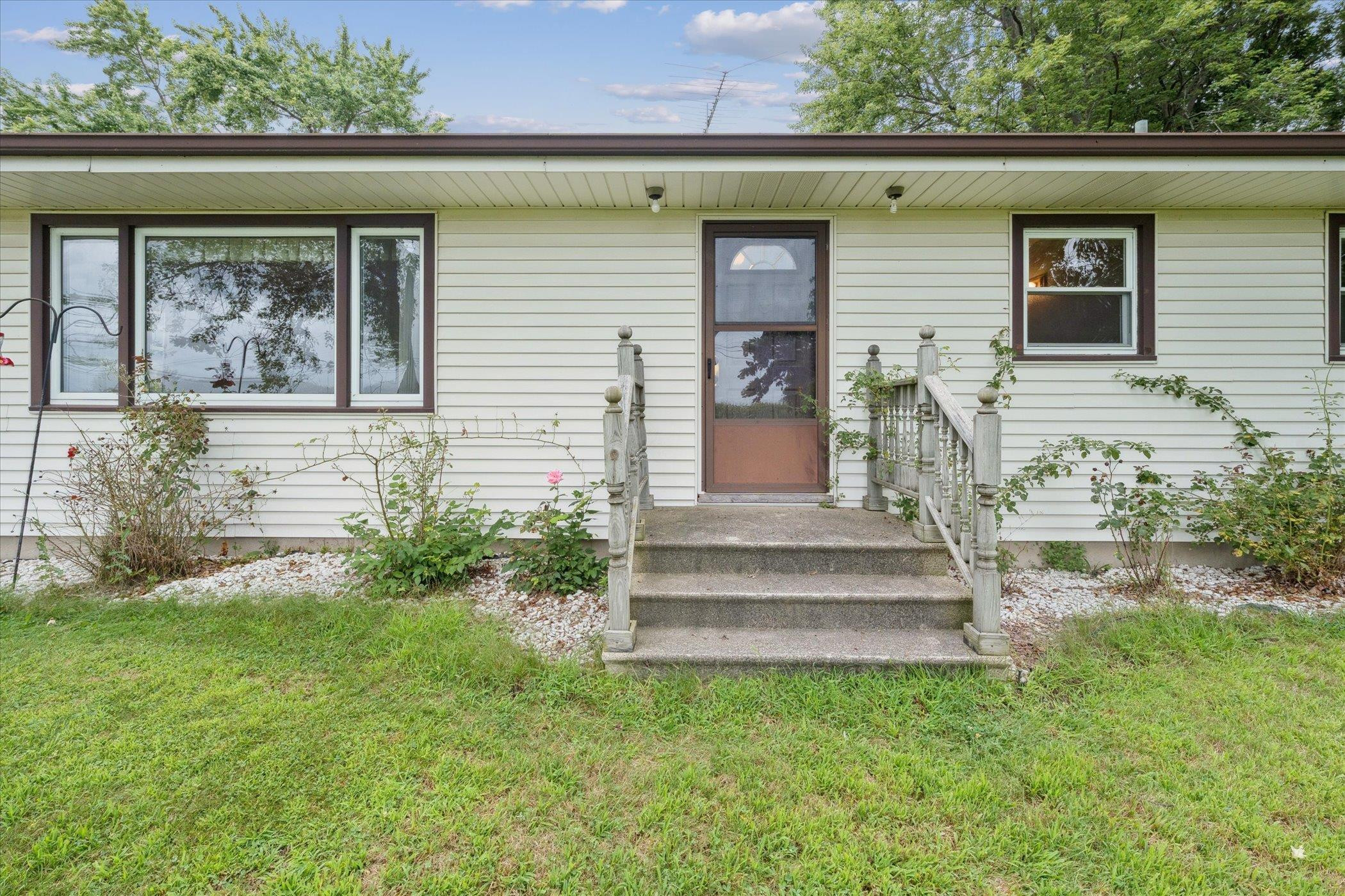 6002 S State Road, Bancroft, MI 48414 — Photo 6