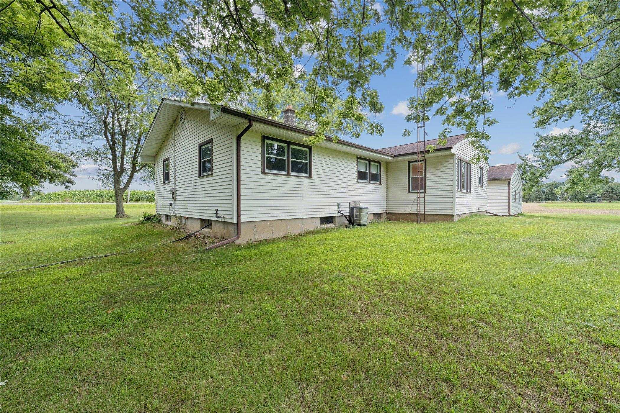 6002 S State Road, Bancroft, MI 48414 — Photo 37