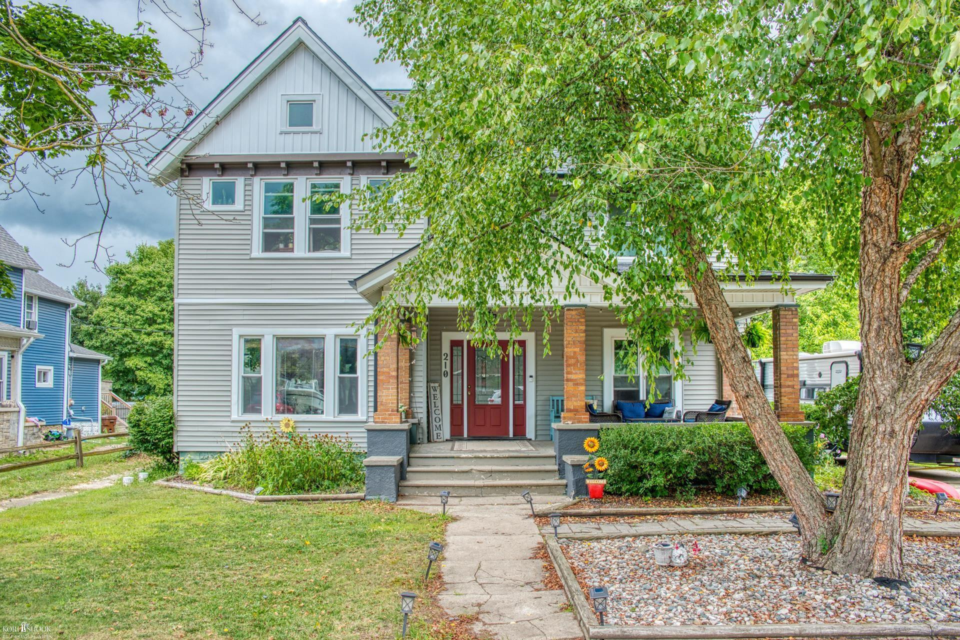 210 W Front Street, Ovid, MI 48866 — front exterior