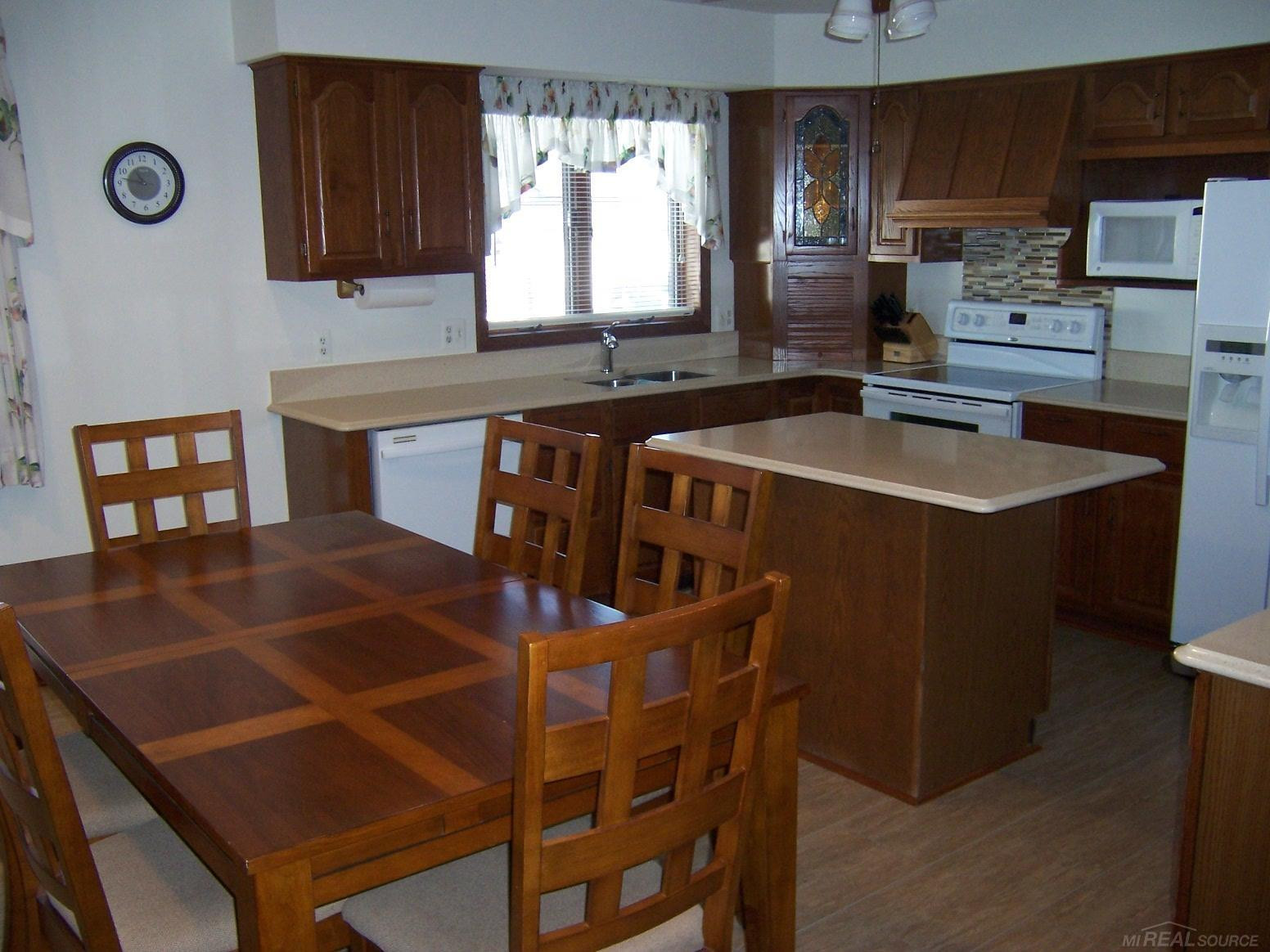 9965 Dixie Highway Road, MI — Photo 13