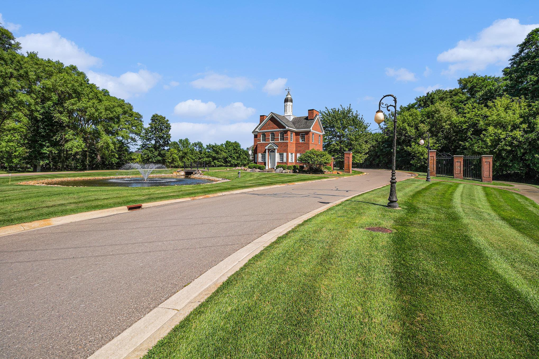 4311 McCormick Drive, Linden, MI 48451 — Photo 9