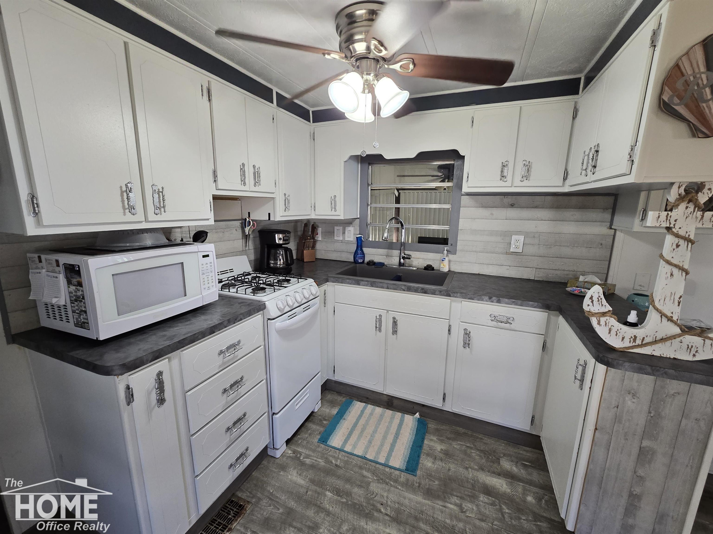 10001 E Goodall #372 Road, 372, Durand, MI 48429 — Photo 13