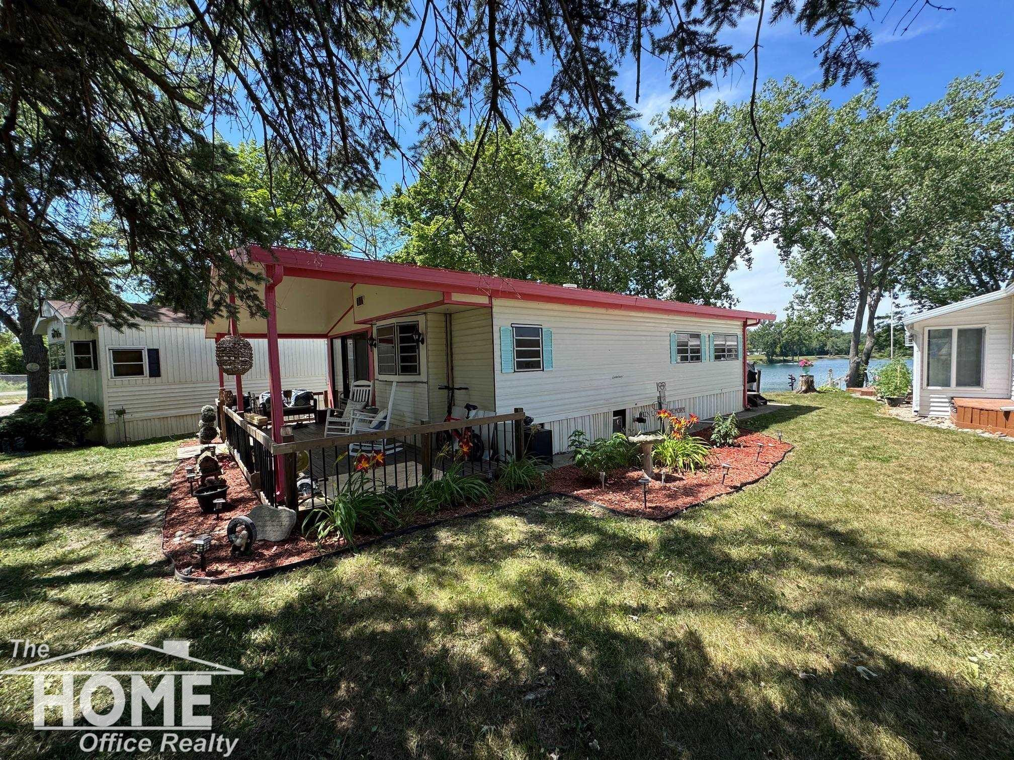 10001 E Goodall #372 Road, 372, Durand, MI 48429 — Photo 18