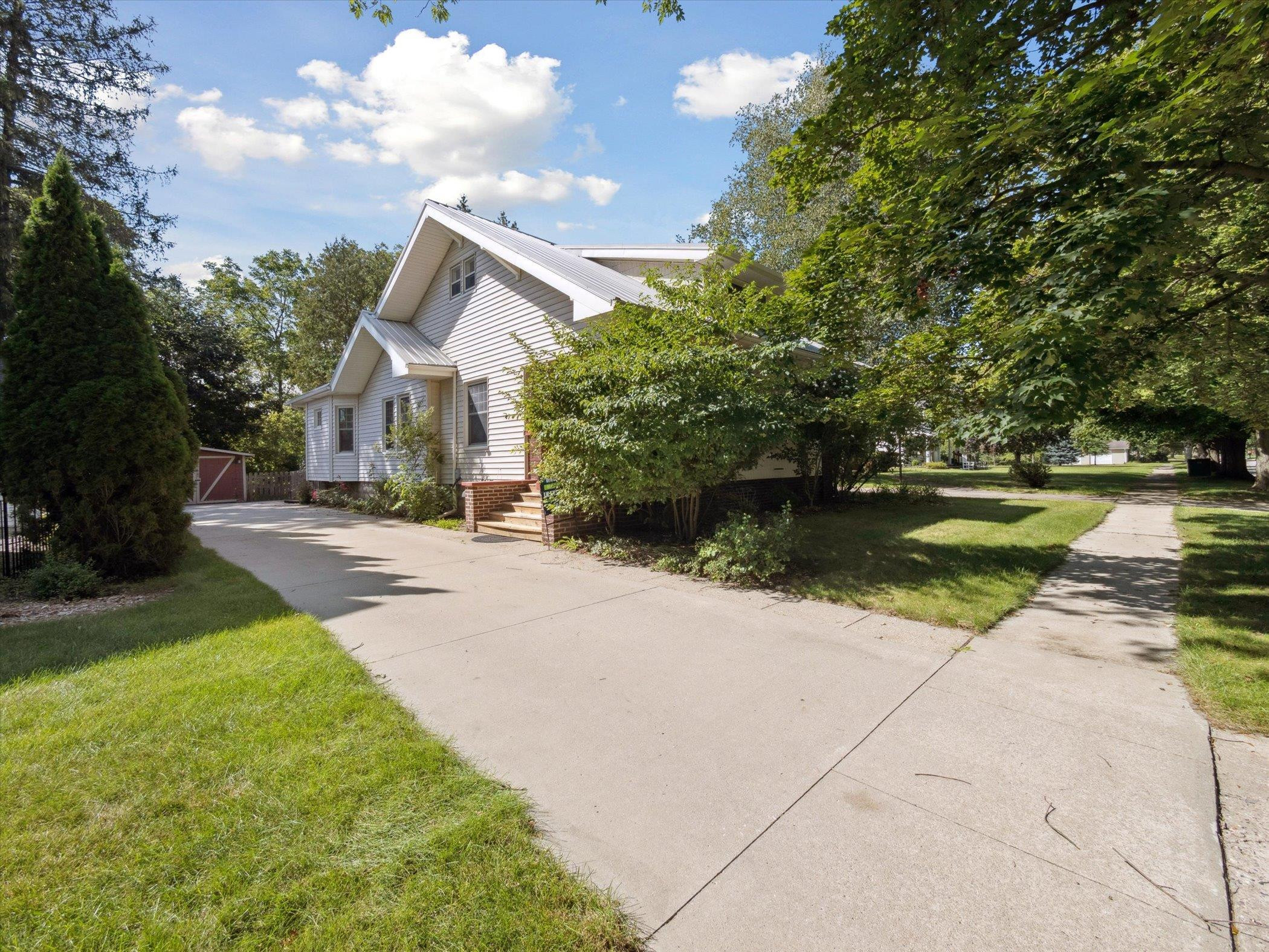 241 Anderson Street, Croswell, MI 48422 — Photo 3