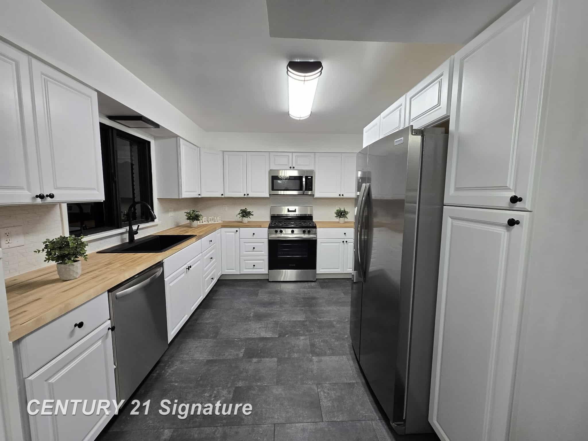 4310 Tommy Armour Drive, Flint, MI 48506 — Photo 4