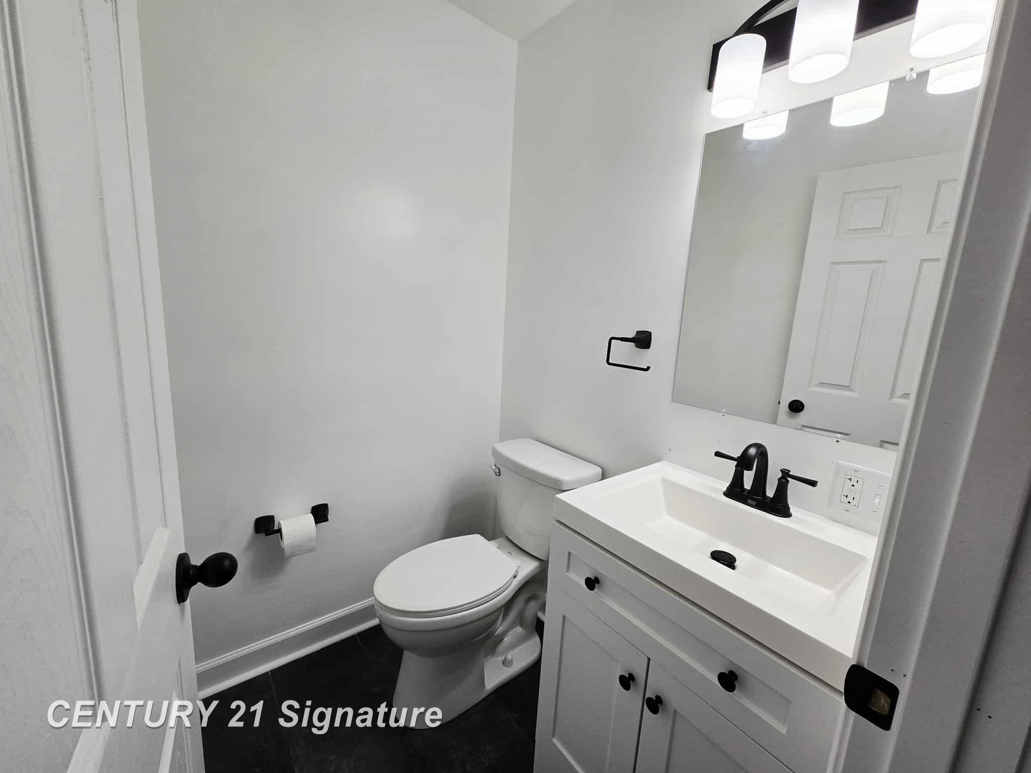 4310 Tommy Armour Drive, Flint, MI 48506 — Photo 11