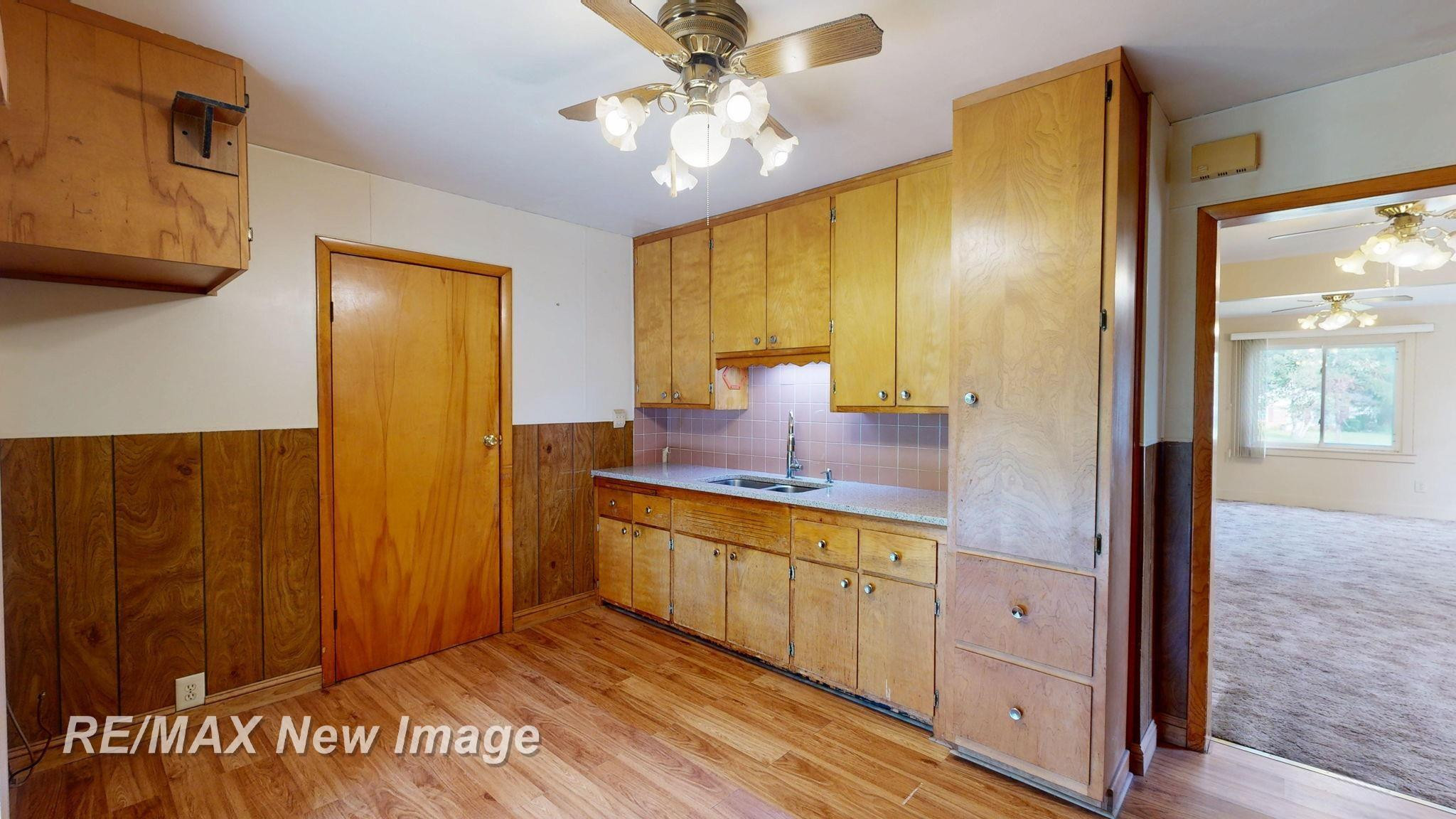 6160 Sheridan Avenue, Saginaw, MI 48601 — Photo 9
