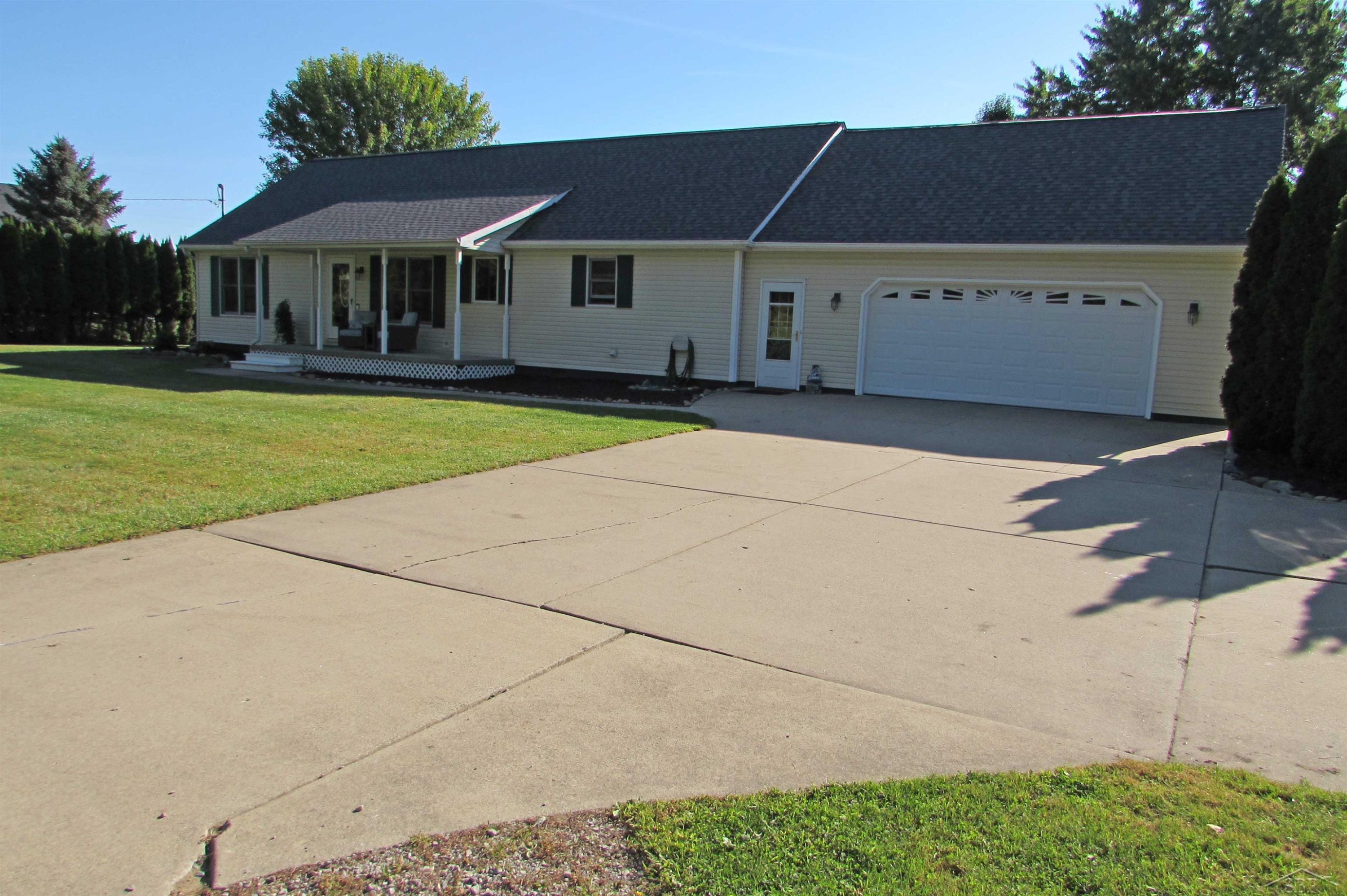 19061 S Raucholz Road, Oakley, MI 48649 — Photo 2