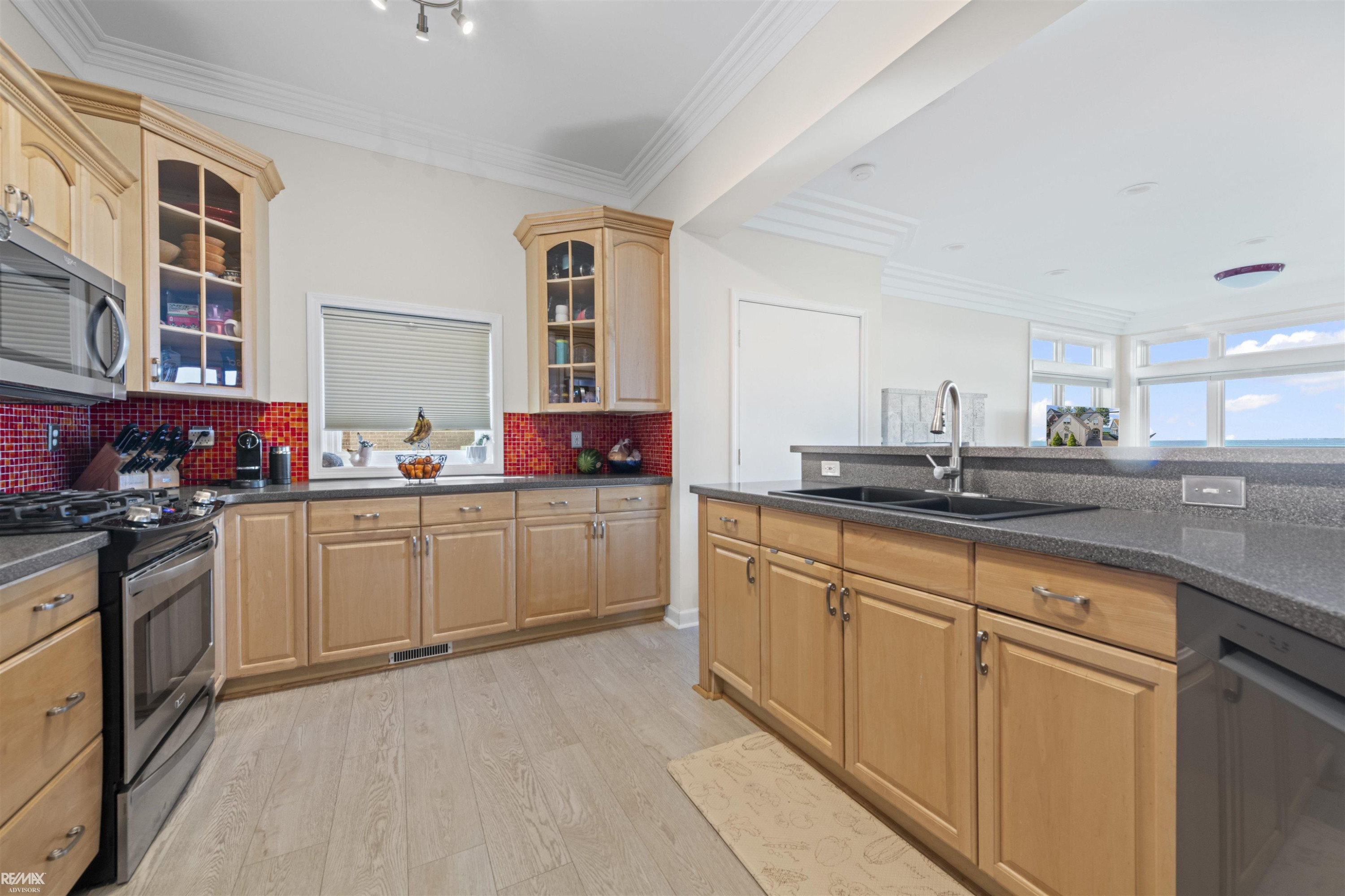 8228 Long Island Court, MI — Photo 23