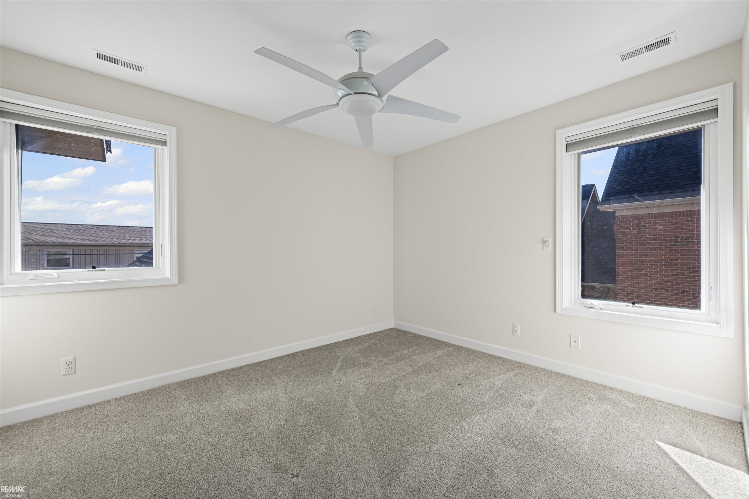 8228 Long Island Court, MI — Photo 43