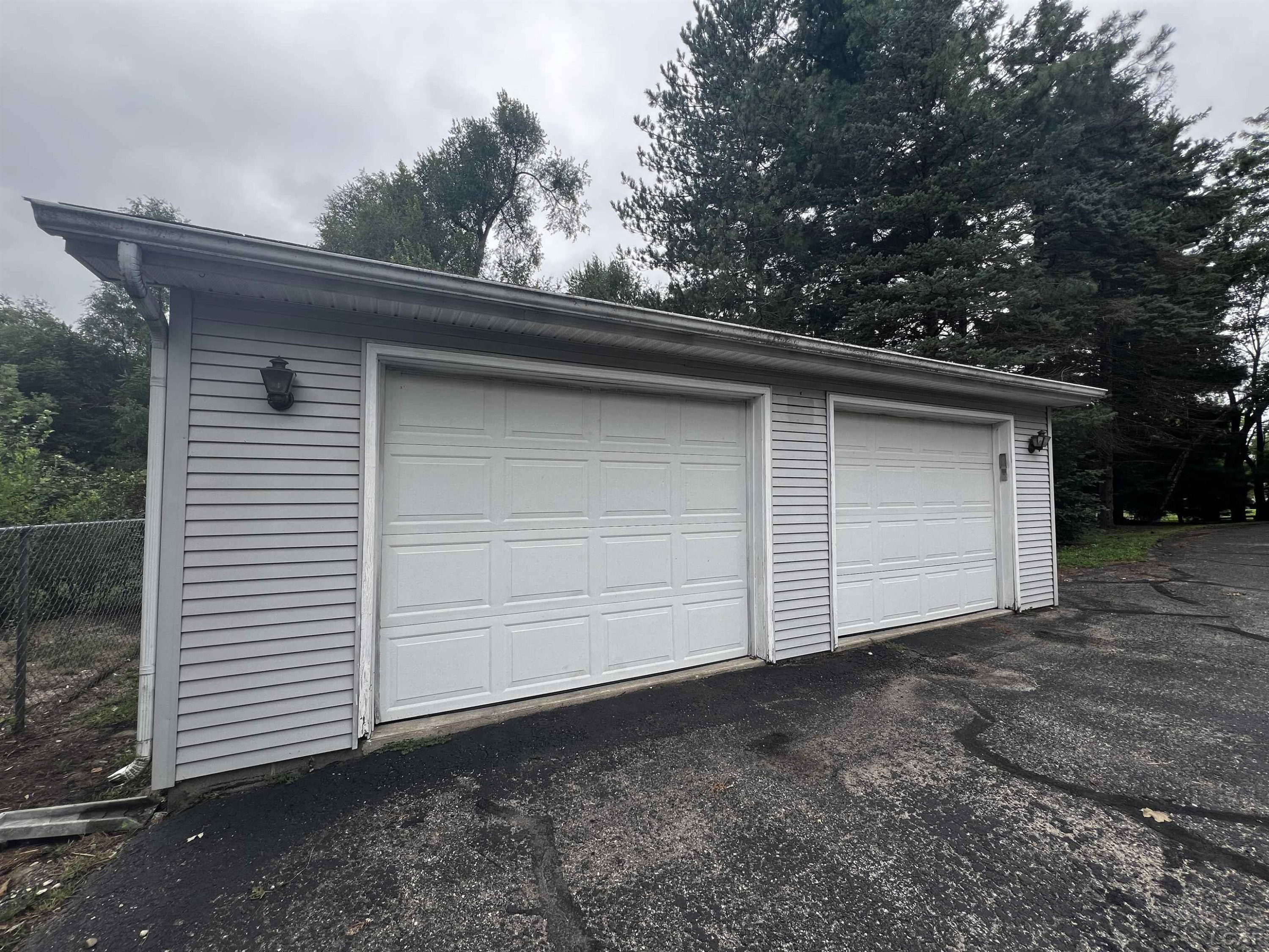 6988 Green Highway, Tecumseh, MI 49286 — Photo 45