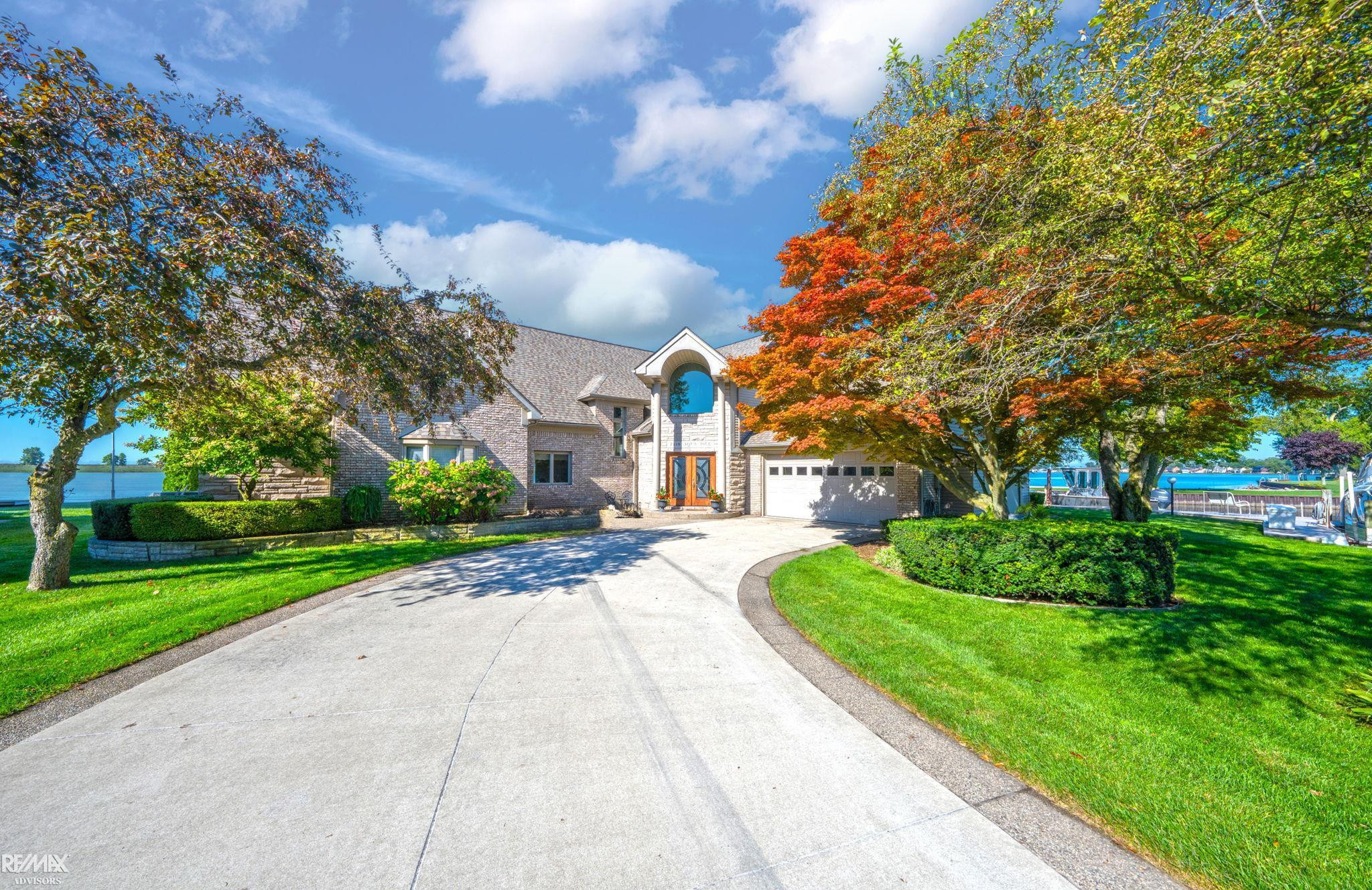 7418 Aqua Isle Drive, Algonac, MI 48001 — Photo 2